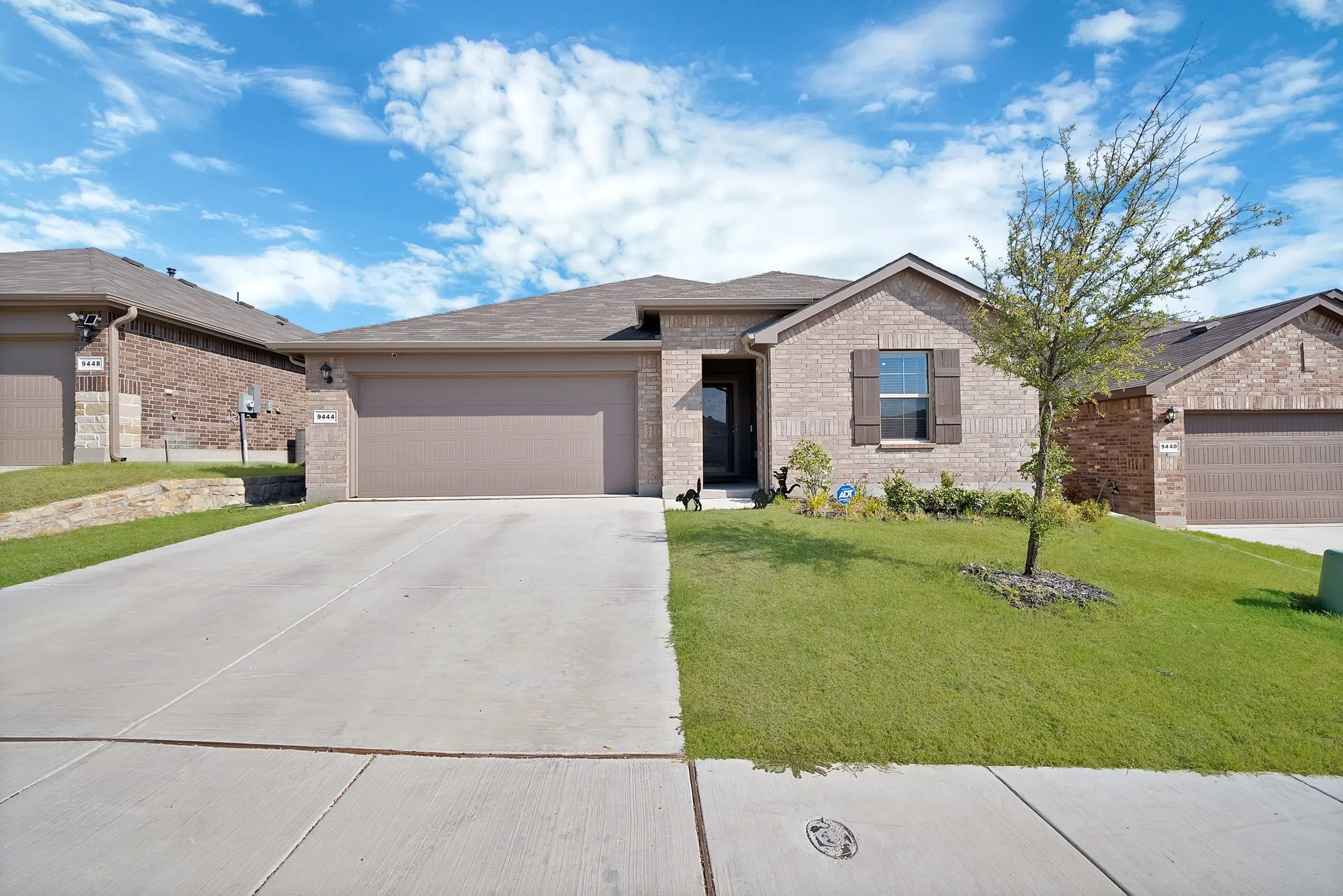 Single Family Residence For Rent