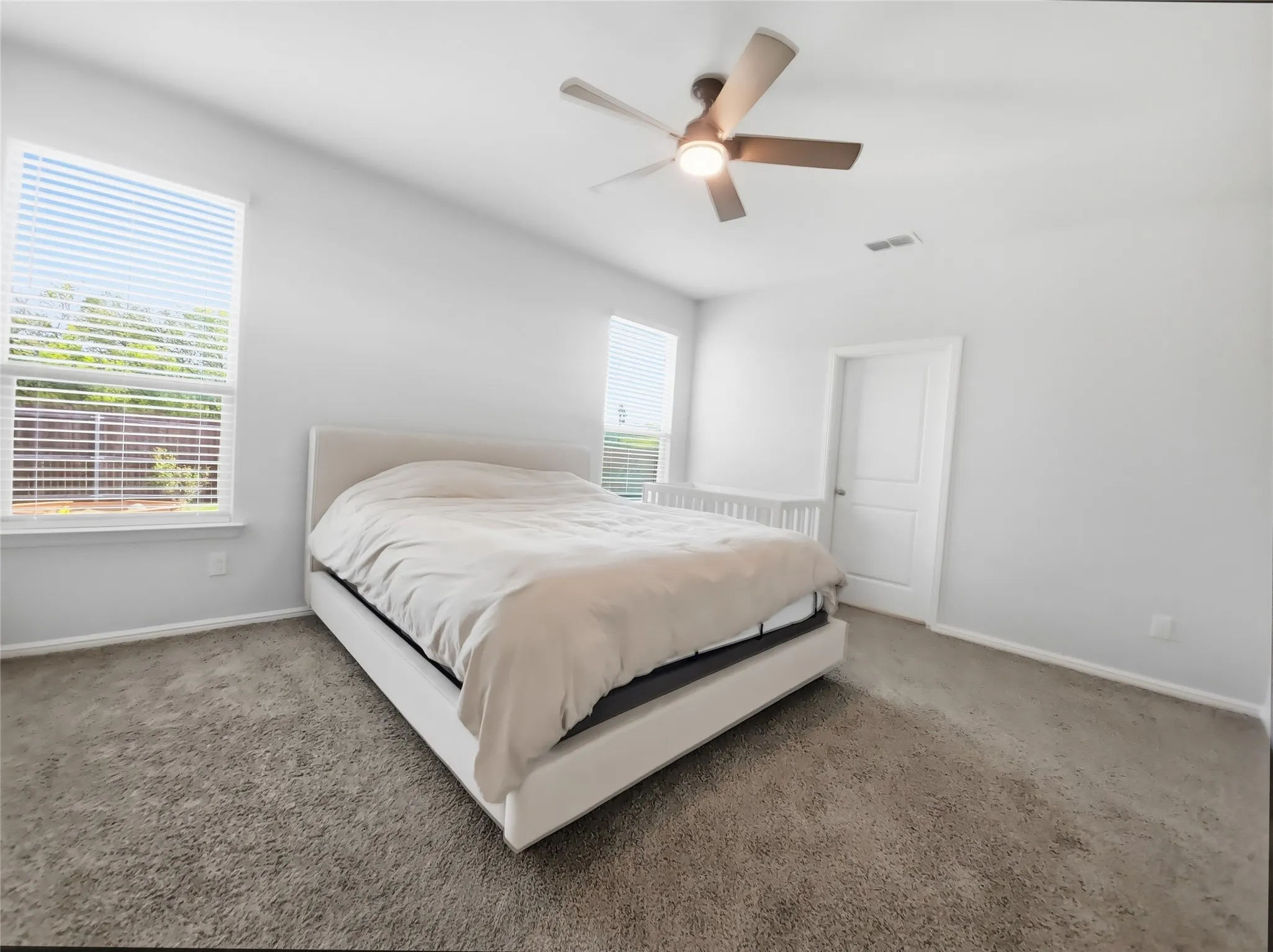 Single Family Residence For Rent in Tarrant County , 8500 Berry Crest Street, Fort Worth, Texas 76179, 4 Bedroom, 2 Bathroom, 2 Garage spaces, 1,862 Sqft, built in 2022, mls#21411807, Real Estate Agent in Fort Worth, Homes For Rent in Tarrant county, Homes For Rent in Fort Worth, Realtor in Fort Worth Texas, Real Estate Brokerage Independent Realty Texas, Luminita Cordes Realtor