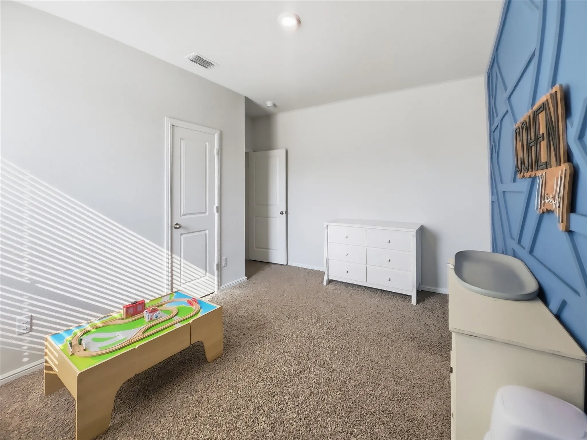Single Family Residence For Rent in Tarrant County , 8500 Berry Crest Street, Fort Worth, Texas 76179, 4 Bedroom, 2 Bathroom, 2 Garage spaces, 1,862 Sqft, built in 2022, mls#21411807, Real Estate Agent in Fort Worth, Homes For Rent in Tarrant county, Homes For Rent in Fort Worth, Realtor in Fort Worth Texas, Real Estate Brokerage Independent Realty Texas, Luminita Cordes Realtor