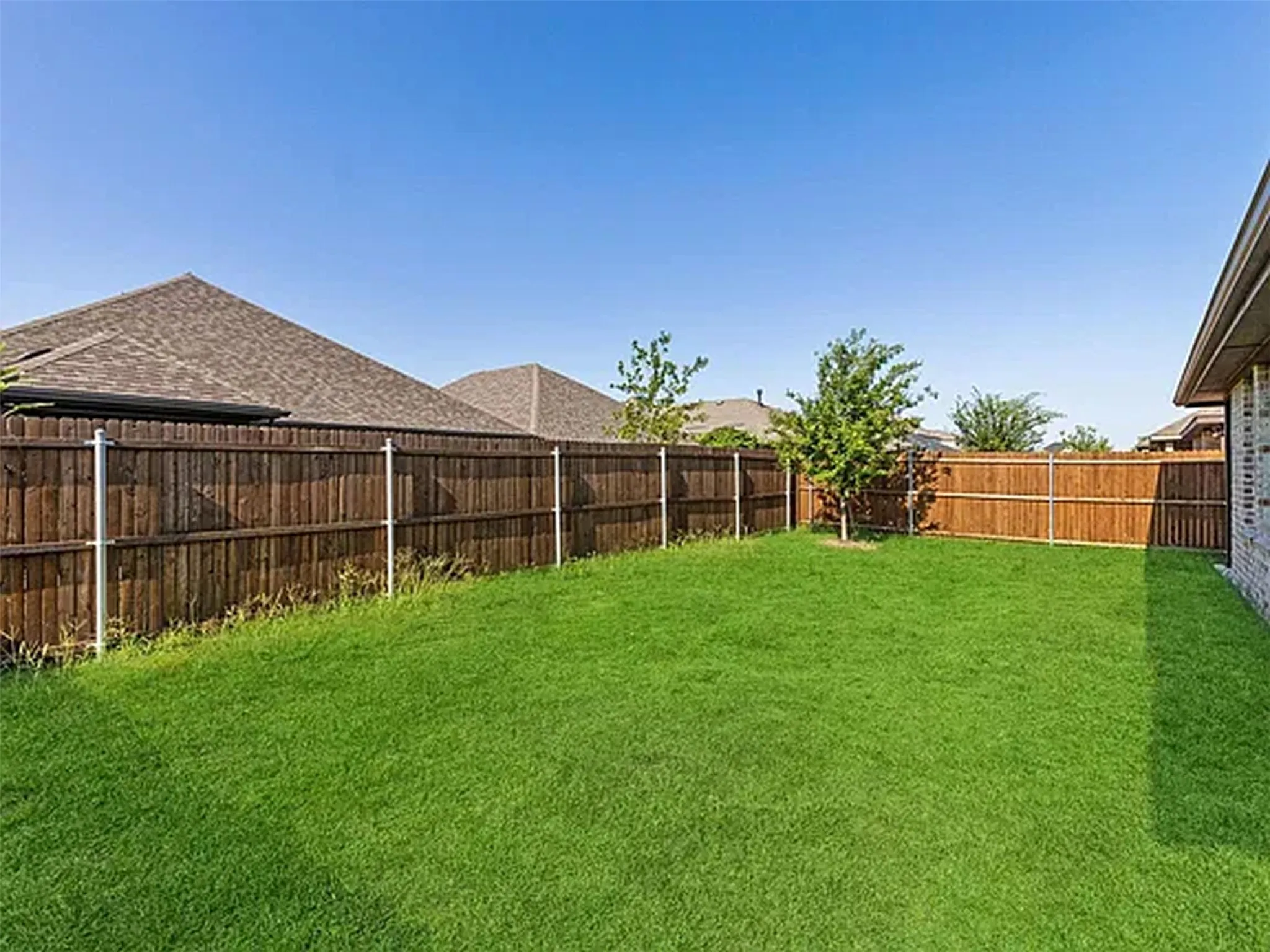 Single Family Residence For Rent in Rockwall County , 548 Bradley Drive, Fate, Texas 75087, 4 Bedroom, 2 Bathroom, 2 Garage spaces, 2,265 Sqft, built in 2021, mls#21411815, Real Estate Agent in Fate, Homes For Rent in Rockwall county, Homes For Rent in Fate, Realtor in Fate Texas, Real Estate Brokerage Independent Realty Texas, Luminita Cordes Realtor