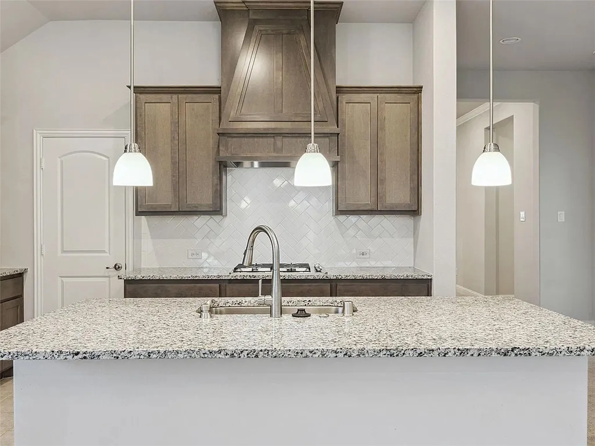 Single Family Residence For Rent in Rockwall County , 548 Bradley Drive, Fate, Texas 75087, 4 Bedroom, 2 Bathroom, 2 Garage spaces, 2,265 Sqft, built in 2021, mls#21411815, Real Estate Agent in Fate, Homes For Rent in Rockwall county, Homes For Rent in Fate, Realtor in Fate Texas, Real Estate Brokerage Independent Realty Texas, Luminita Cordes Realtor