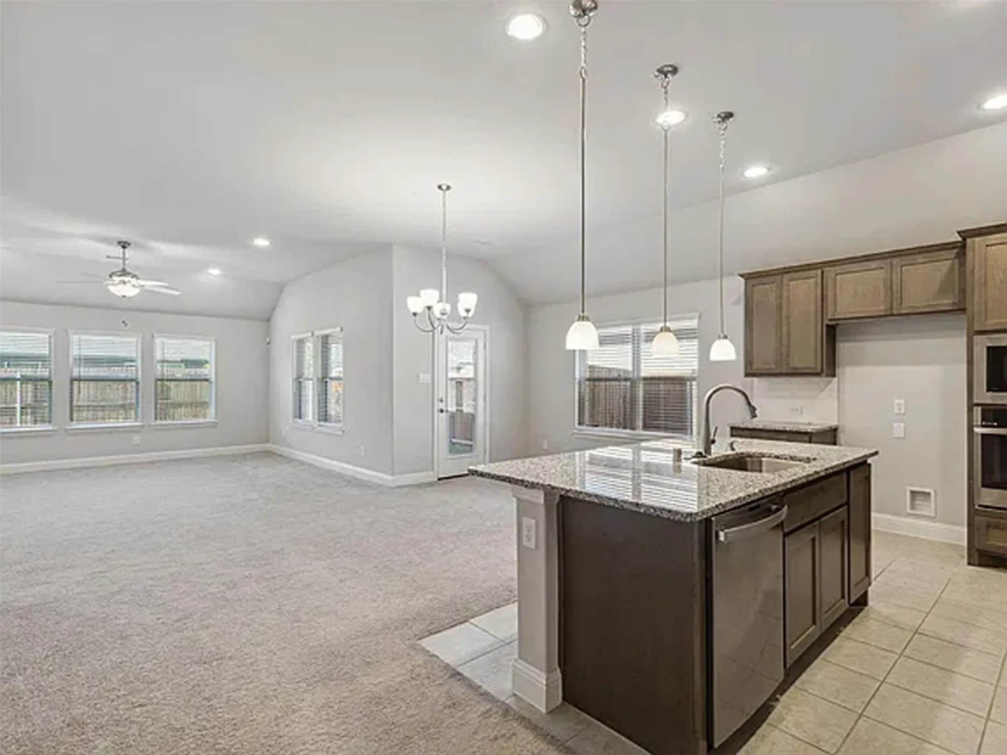 Single Family Residence For Rent in Rockwall County , 548 Bradley Drive, Fate, Texas 75087, 4 Bedroom, 2 Bathroom, 2 Garage spaces, 2,265 Sqft, built in 2021, mls#21411815, Real Estate Agent in Fate, Homes For Rent in Rockwall county, Homes For Rent in Fate, Realtor in Fate Texas, Real Estate Brokerage Independent Realty Texas, Luminita Cordes Realtor