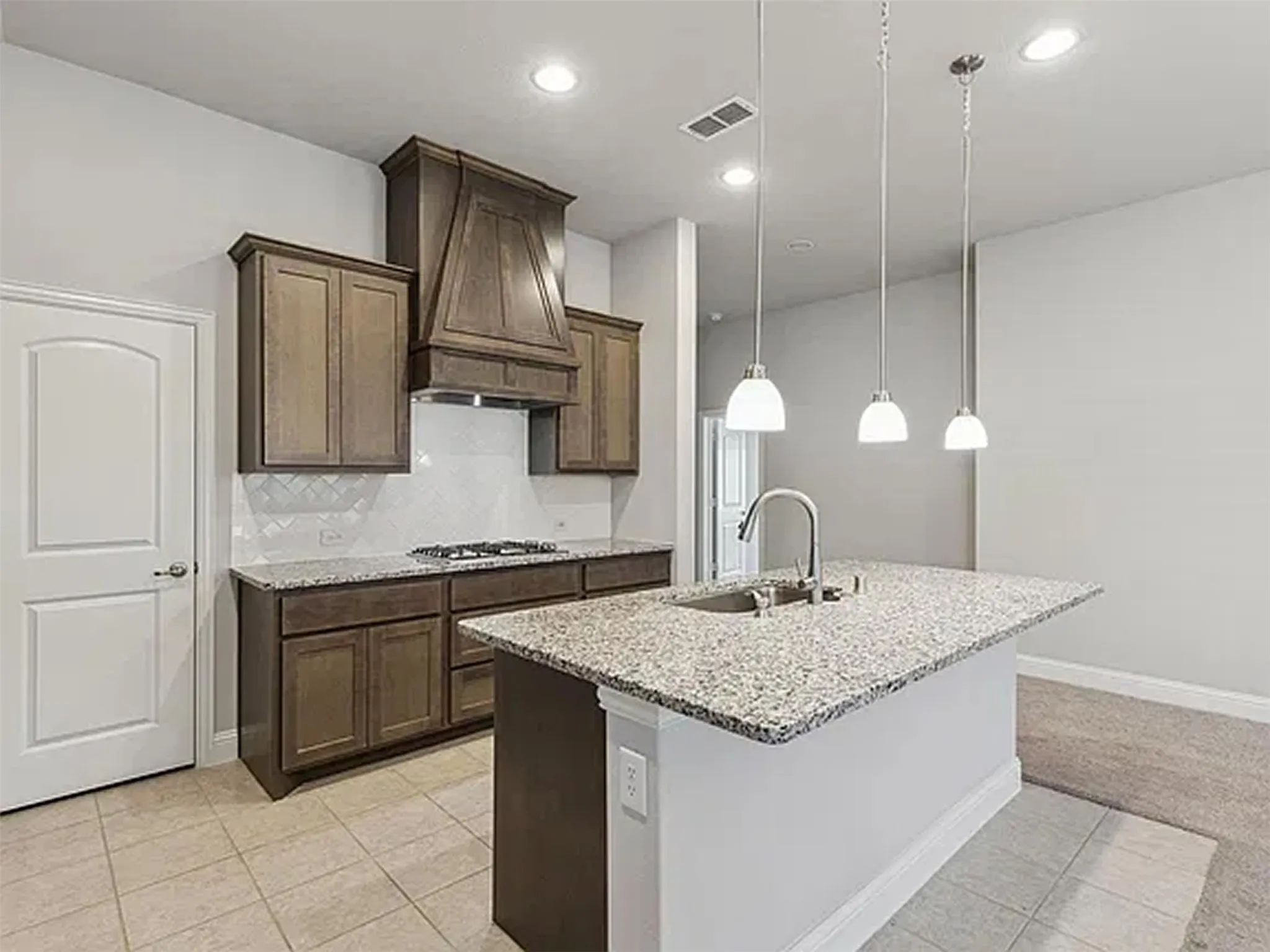 Single Family Residence For Rent in Rockwall County , 548 Bradley Drive, Fate, Texas 75087, 4 Bedroom, 2 Bathroom, 2 Garage spaces, 2,265 Sqft, built in 2021, mls#21411815, Real Estate Agent in Fate, Homes For Rent in Rockwall county, Homes For Rent in Fate, Realtor in Fate Texas, Real Estate Brokerage Independent Realty Texas, Luminita Cordes Realtor
