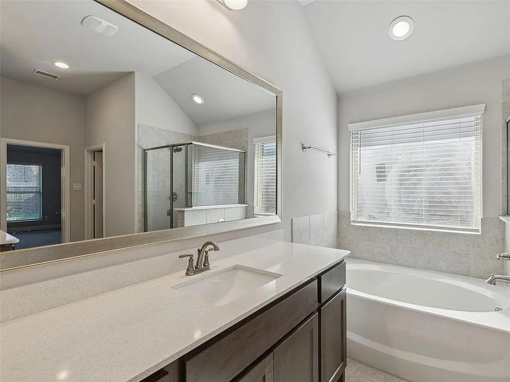 Single Family Residence For Rent in Rockwall County , 548 Bradley Drive, Fate, Texas 75087, 4 Bedroom, 2 Bathroom, 2 Garage spaces, 2,265 Sqft, built in 2021, mls#21411815, Real Estate Agent in Fate, Homes For Rent in Rockwall county, Homes For Rent in Fate, Realtor in Fate Texas, Real Estate Brokerage Independent Realty Texas, Luminita Cordes Realtor