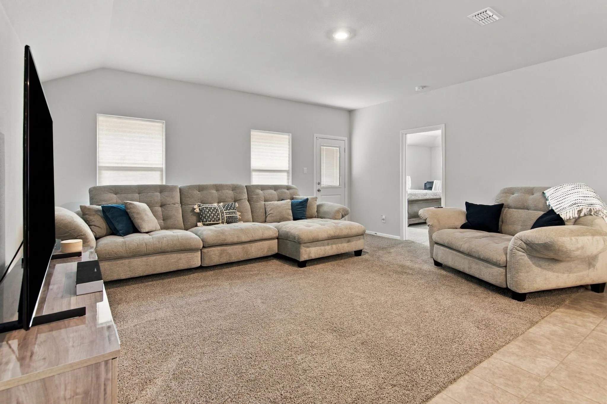 Single Family Residence For Rent in Tarrant County , 7933 Twin Forks Drive, Fort Worth, Texas 76131, 4 Bedroom, 2 Bathroom, 2 Garage spaces, 2,059 Sqft, built in 2023, mls#21411816, Real Estate Agent in Fort Worth, Homes For Rent in Tarrant county, Homes For Rent in Fort Worth, Realtor in Fort Worth Texas, Real Estate Brokerage Independent Realty Texas, Luminita Cordes Realtor