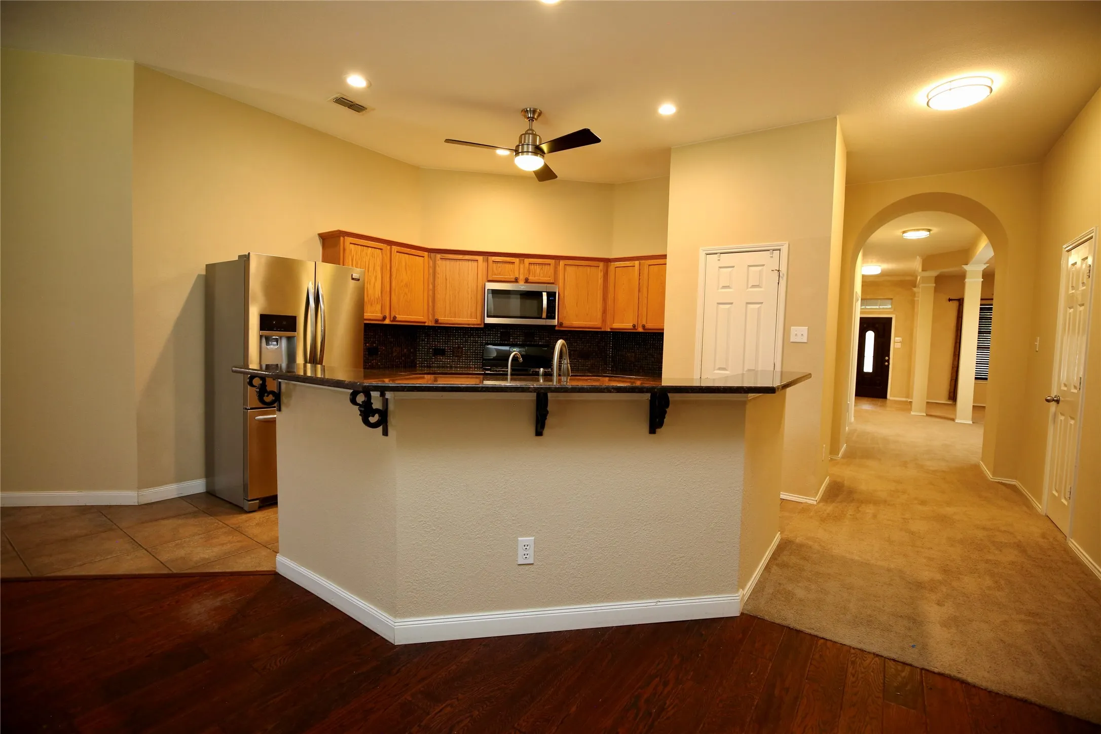 Single Family Residence For Rent in Tarrant County , 5708 Calf Creek Drive, Fort Worth, Texas 76179, 3 Bedroom, 2 Bathroom, 2 Garage spaces, 2,192 Sqft, built in 2004, mls#21403237, Real Estate Agent in Fort Worth, Homes For Rent in Tarrant county, Homes For Rent in Fort Worth, Realtor in Fort Worth Texas, Real Estate Brokerage Independent Realty Texas, Luminita Cordes Realtor
