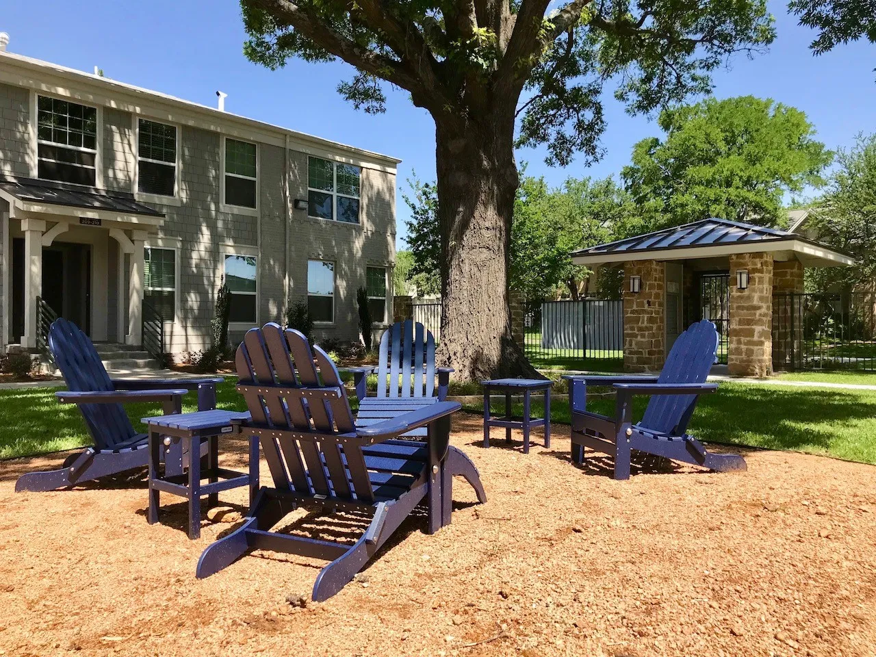 Apartment For Rent in Dallas County , 6304 Prospect Avenue 208, Dallas, Texas 75214, 1 Bedroom, 1 Bathroom, Garage spaces, 605 Sqft, built in 1945, mls#21409428, Real Estate Agent in Dallas, Homes For Rent in Dallas county, Homes For Rent in Dallas, Realtor in Dallas Texas, Real Estate Brokerage Independent Realty Texas, Luminita Cordes Realtor