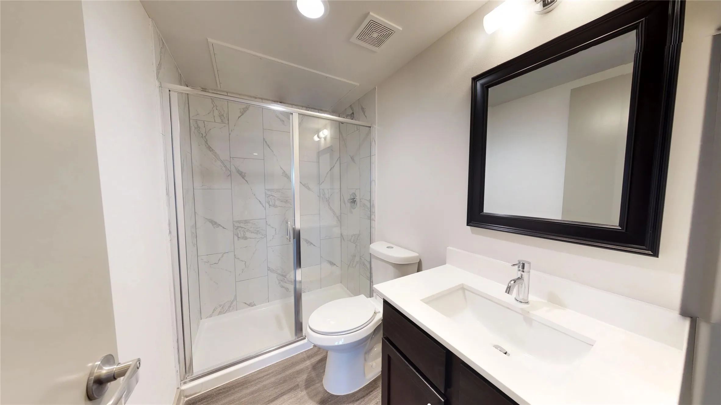 Apartment For Rent in Dallas County , 6304 Prospect Avenue 208, Dallas, Texas 75214, 1 Bedroom, 1 Bathroom, Garage spaces, 605 Sqft, built in 1945, mls#21409428, Real Estate Agent in Dallas, Homes For Rent in Dallas county, Homes For Rent in Dallas, Realtor in Dallas Texas, Real Estate Brokerage Independent Realty Texas, Luminita Cordes Realtor