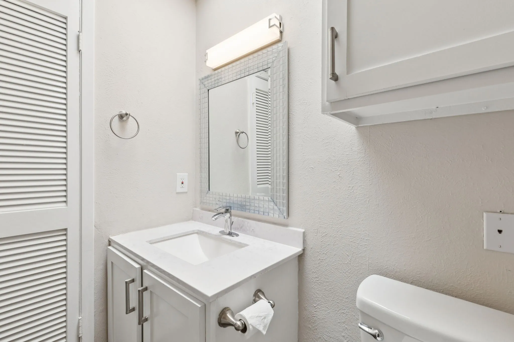 Condominium For Rent in Dallas County , 6646 E Lovers Lane 104, Dallas, Texas 75214, 2 Bedroom, 1 Bathroom, 1 Garage spaces, 848 Sqft, built in 1979, mls#21411828, Real Estate Agent in Dallas, Homes For Rent in Dallas county, Homes For Rent in Dallas, Realtor in Dallas Texas, Real Estate Brokerage Independent Realty Texas, Luminita Cordes Realtor