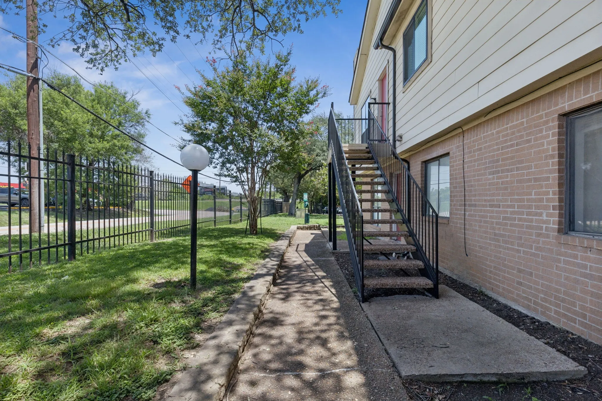 Condominium For Rent