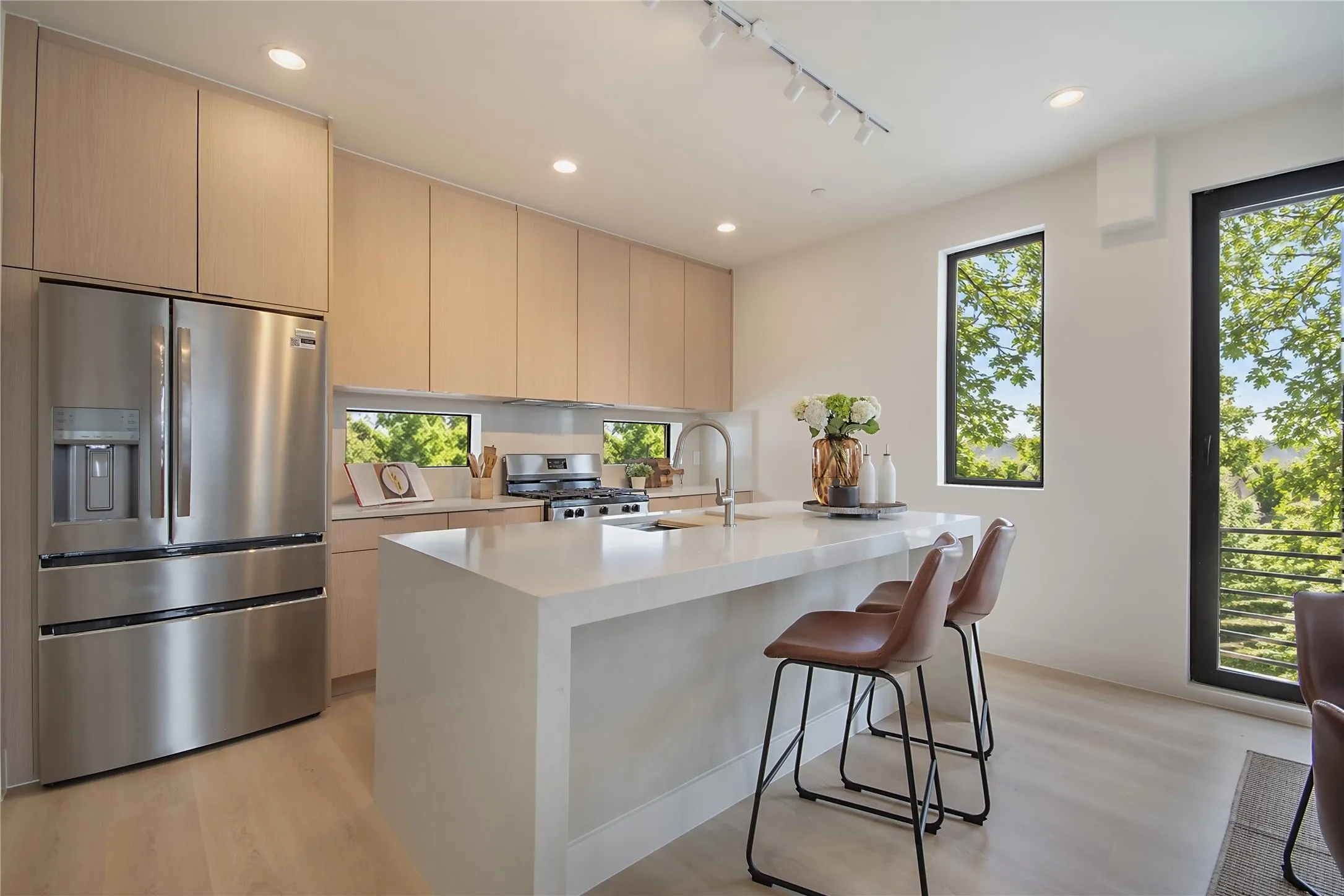 Single Family Residence For Sale in Dallas County , 4420 Atoka Street 105, Dallas, Texas 75204, 2 Bedroom, 3 Bathroom, 2 Garage spaces, 1,610 Sqft, built in 2026, mls#21410772, Real Estate Agent in Dallas, Homes For Sale in Dallas county, Homes For Sale in Dallas, Realtor in Dallas Texas, Real Estate Brokerage Independent Realty Texas, Luminita Cordes Realtor