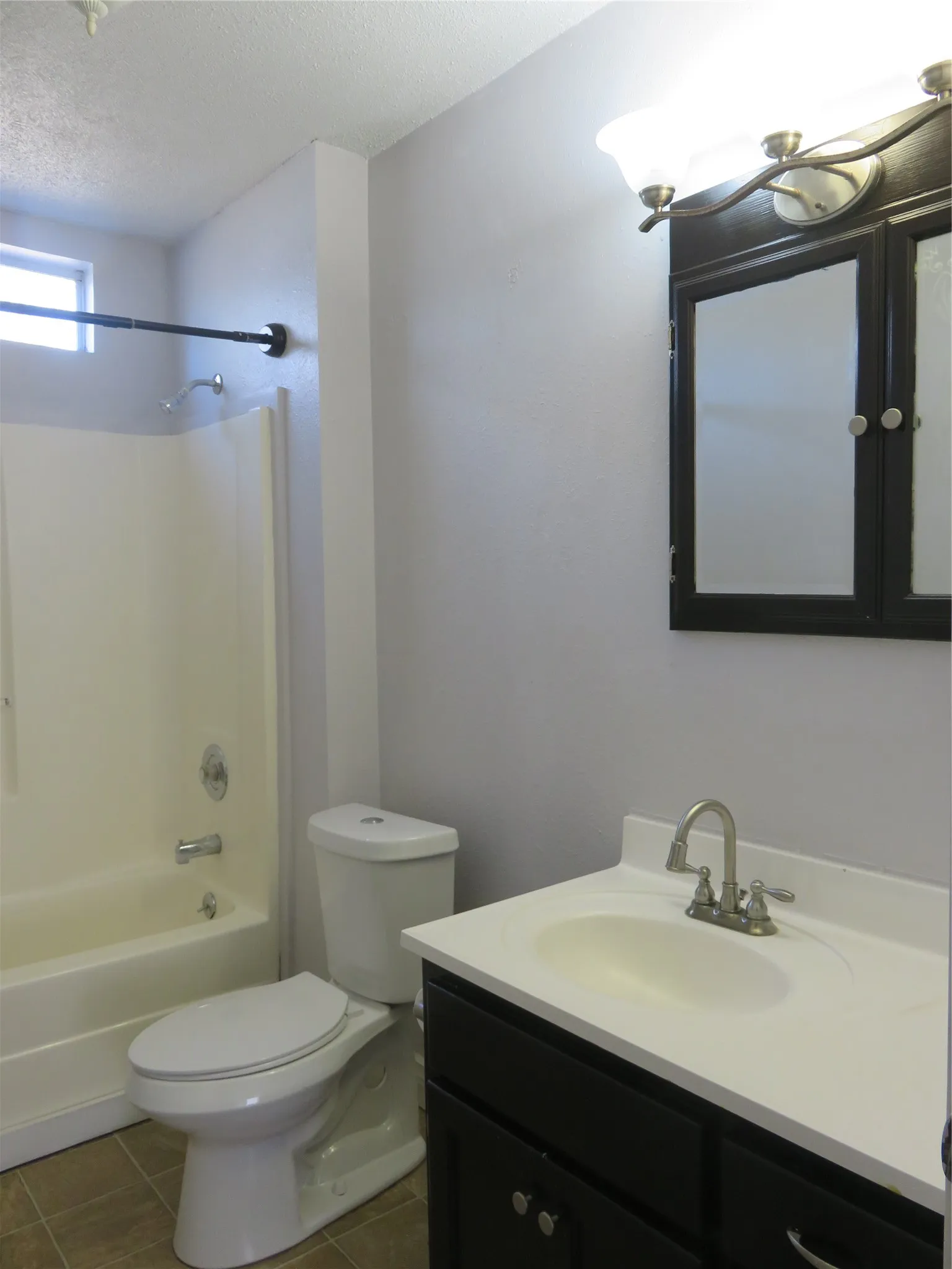 Single Family Residence For Rent in Grayson County , 2513 W Walker Street, Denison, Texas 75020, 2 Bedroom, 1 Bathroom, Garage spaces, 994 Sqft, built in 1920, mls#21411805, Real Estate Agent in Denison, Homes For Rent in Grayson county, Homes For Rent in Denison, Realtor in Denison Texas, Real Estate Brokerage Independent Realty Texas, Luminita Cordes Realtor