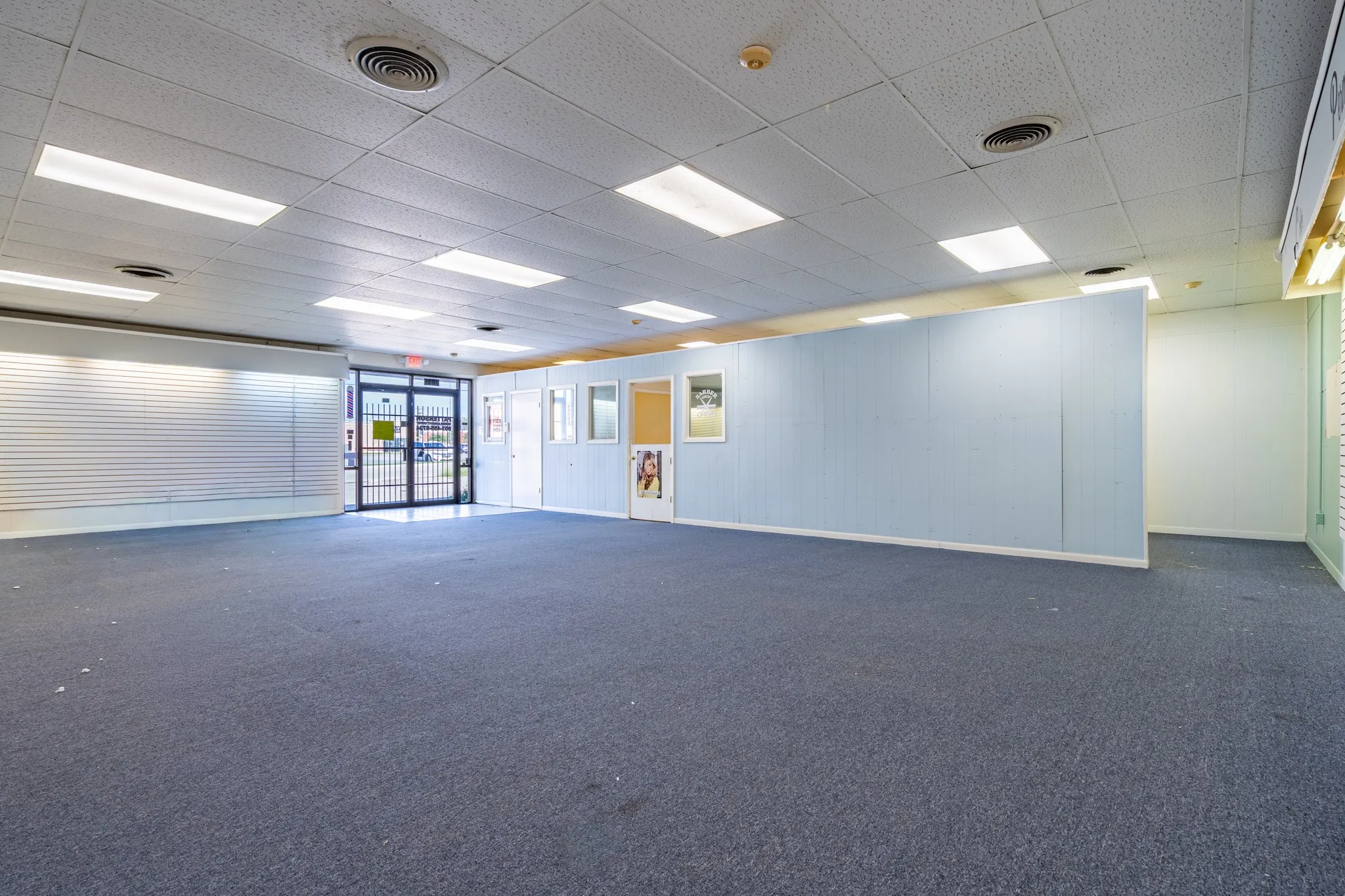 Huge main area to create the business you want to build.