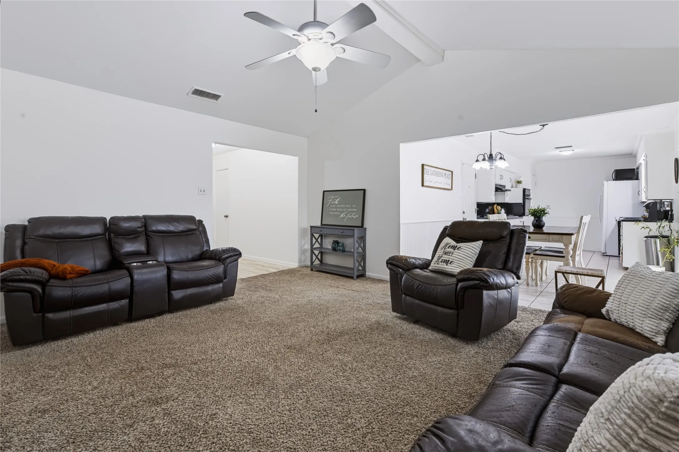 Single Family Residence For Sale in Ellis County , 1508 Yucca Street, Midlothian, Texas 76065, 3 Bedroom, 2 Bathroom, 2 Garage spaces, 1,488 Sqft, built in 1972, mls#21411763, Real Estate Agent in Midlothian, Homes For Sale in Ellis county, Homes For Sale in Midlothian, Realtor in Midlothian Texas, Real Estate Brokerage Independent Realty Texas, Luminita Cordes Realtor