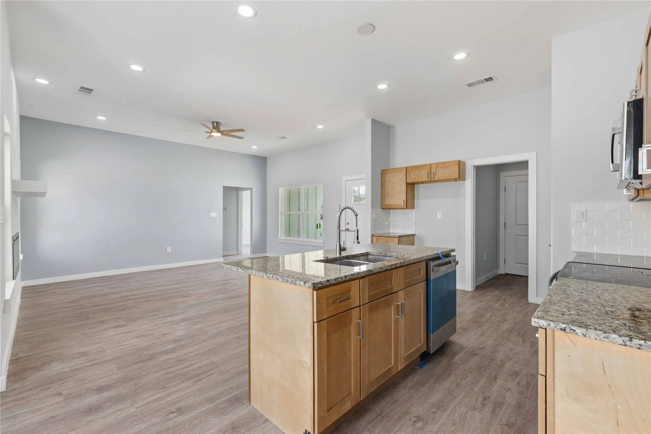 Single Family Residence For Sale in Brown County , 2204 Brooke Lane, Brownwood, Texas 76801, 3 Bedroom, 2 Bathroom, 2 Garage spaces, 1,368 Sqft, built in 2026, mls#21411867, Real Estate Agent in Brownwood, Homes For Sale in Brown county, Homes For Sale in Brownwood, Realtor in Brownwood Texas, Real Estate Brokerage Independent Realty Texas, Luminita Cordes Realtor
