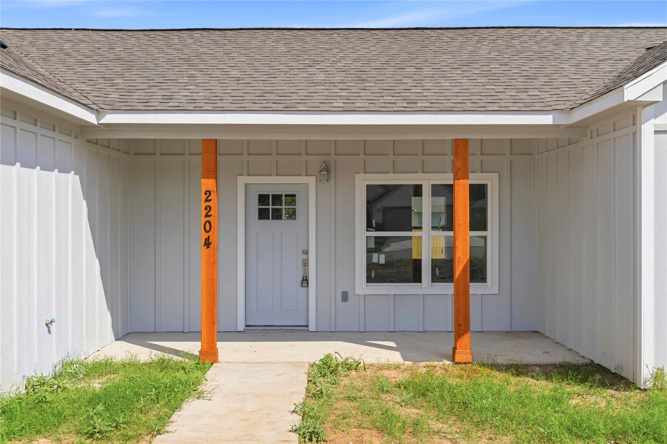 Single Family Residence For Sale in Brown County , 2204 Brooke Lane, Brownwood, Texas 76801, 3 Bedroom, 2 Bathroom, 2 Garage spaces, 1,368 Sqft, built in 2026, mls#21411867, Real Estate Agent in Brownwood, Homes For Sale in Brown county, Homes For Sale in Brownwood, Realtor in Brownwood Texas, Real Estate Brokerage Independent Realty Texas, Luminita Cordes Realtor