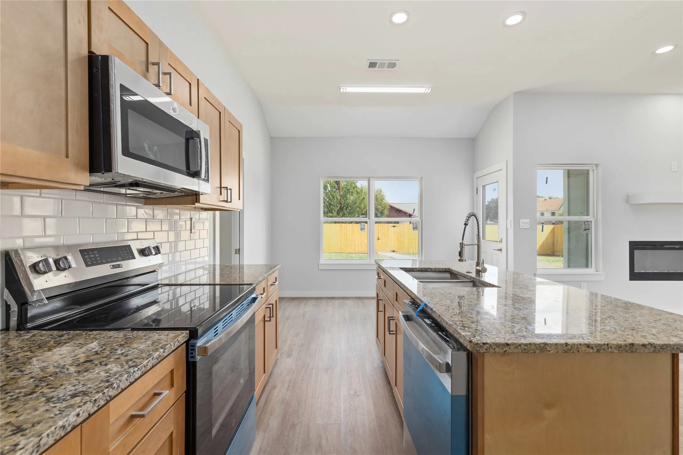 Single Family Residence For Sale in Brown County , 2204 Brooke Lane, Brownwood, Texas 76801, 3 Bedroom, 2 Bathroom, 2 Garage spaces, 1,368 Sqft, built in 2026, mls#21411867, Real Estate Agent in Brownwood, Homes For Sale in Brown county, Homes For Sale in Brownwood, Realtor in Brownwood Texas, Real Estate Brokerage Independent Realty Texas, Luminita Cordes Realtor