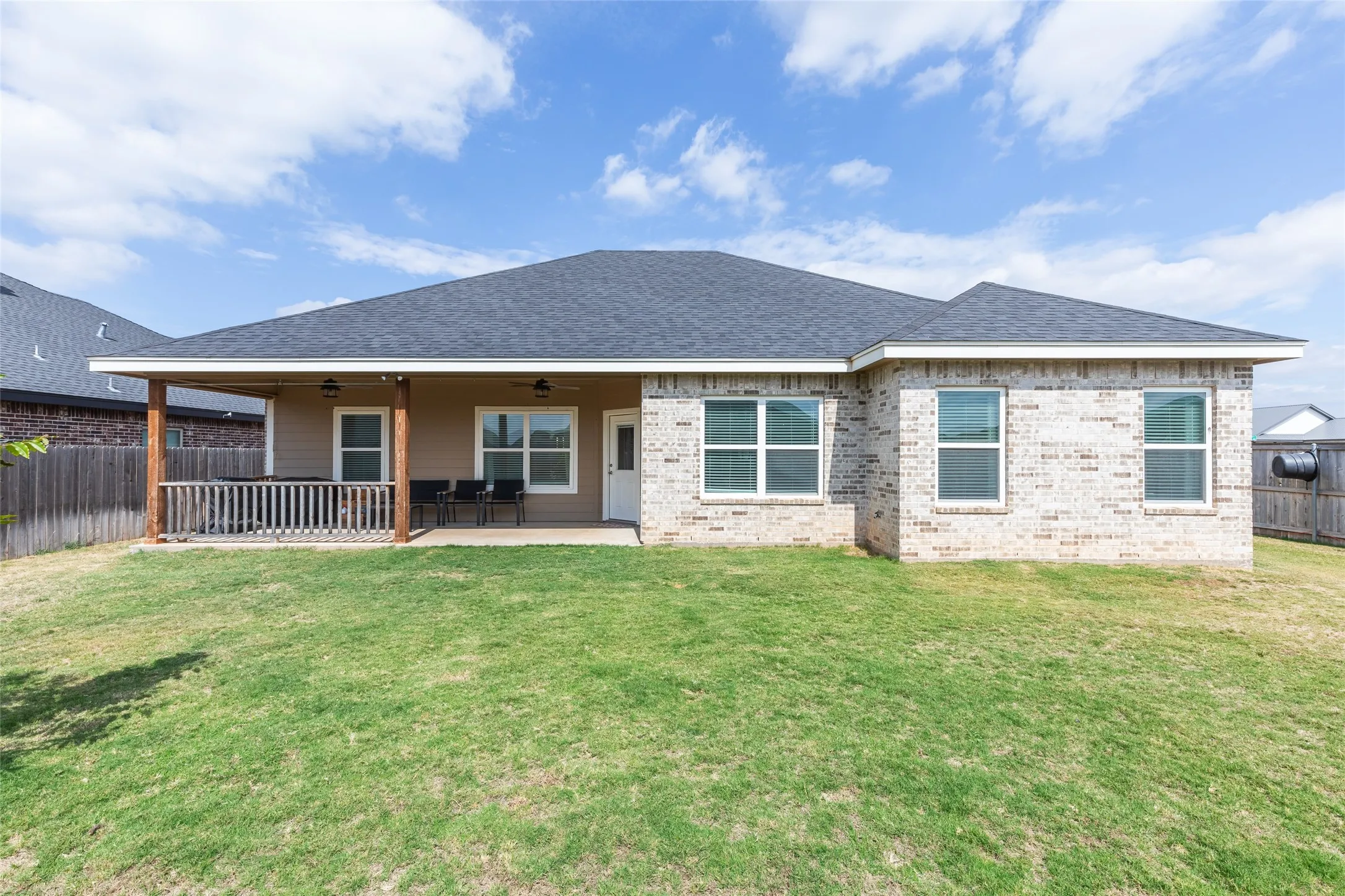 Single Family Residence For Sale in Taylor County , 249 Carriage Hills Parkway, Abilene, Texas 79602, 4 Bedroom, 2 Bathroom, 3 Garage spaces, 1,688 Sqft, built in 2019, mls#21410981, Real Estate Agent in Abilene, Homes For Sale in Taylor county, Homes For Sale in Abilene, Realtor in Abilene Texas, Real Estate Brokerage Independent Realty Texas, Luminita Cordes Realtor