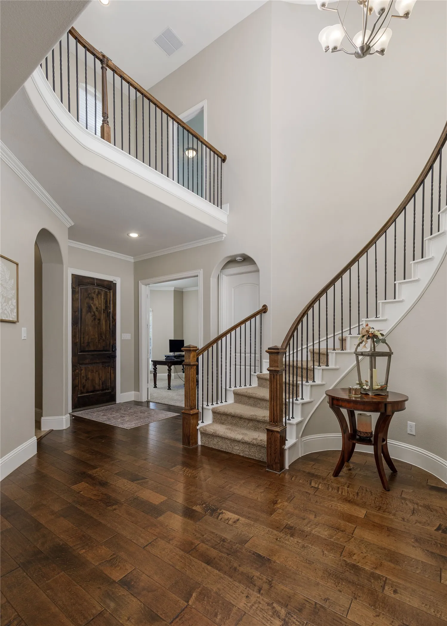Single Family Residence For Sale in Collin County , 13888 Eleanor Avenue, Frisco, Texas 75035, 5 Bedroom, 5 Bathroom, 3 Garage spaces, 4,199 Sqft, built in 2014, mls#21411735, Real Estate Agent in Frisco, Homes For Sale in Collin county, Homes For Sale in Frisco, Realtor in Frisco Texas, Real Estate Brokerage Independent Realty Texas, Luminita Cordes Realtor