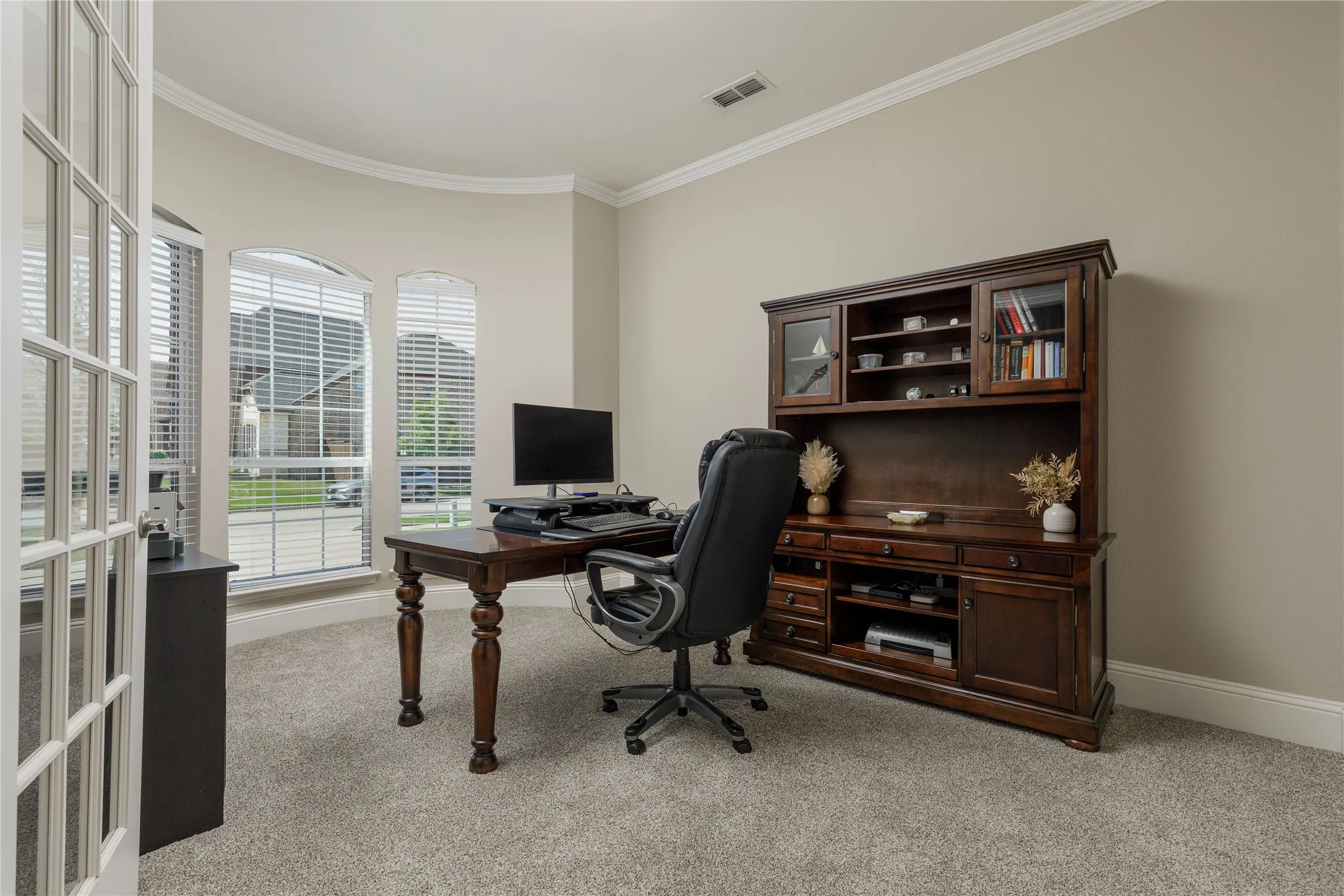 Single Family Residence For Sale in Collin County , 13888 Eleanor Avenue, Frisco, Texas 75035, 5 Bedroom, 5 Bathroom, 3 Garage spaces, 4,199 Sqft, built in 2014, mls#21411735, Real Estate Agent in Frisco, Homes For Sale in Collin county, Homes For Sale in Frisco, Realtor in Frisco Texas, Real Estate Brokerage Independent Realty Texas, Luminita Cordes Realtor
