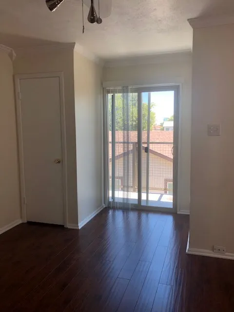 Apartment For Rent in Tarrant County , 3812 E Washburn Avenue D, Fort Worth, Texas 76107, 1 Bedroom, 1 Bathroom, Garage spaces, 800 Sqft, built in 1968, mls#21411883, Real Estate Agent in Fort Worth, Homes For Rent in Tarrant county, Homes For Rent in Fort Worth, Realtor in Fort Worth Texas, Real Estate Brokerage Independent Realty Texas, Luminita Cordes Realtor