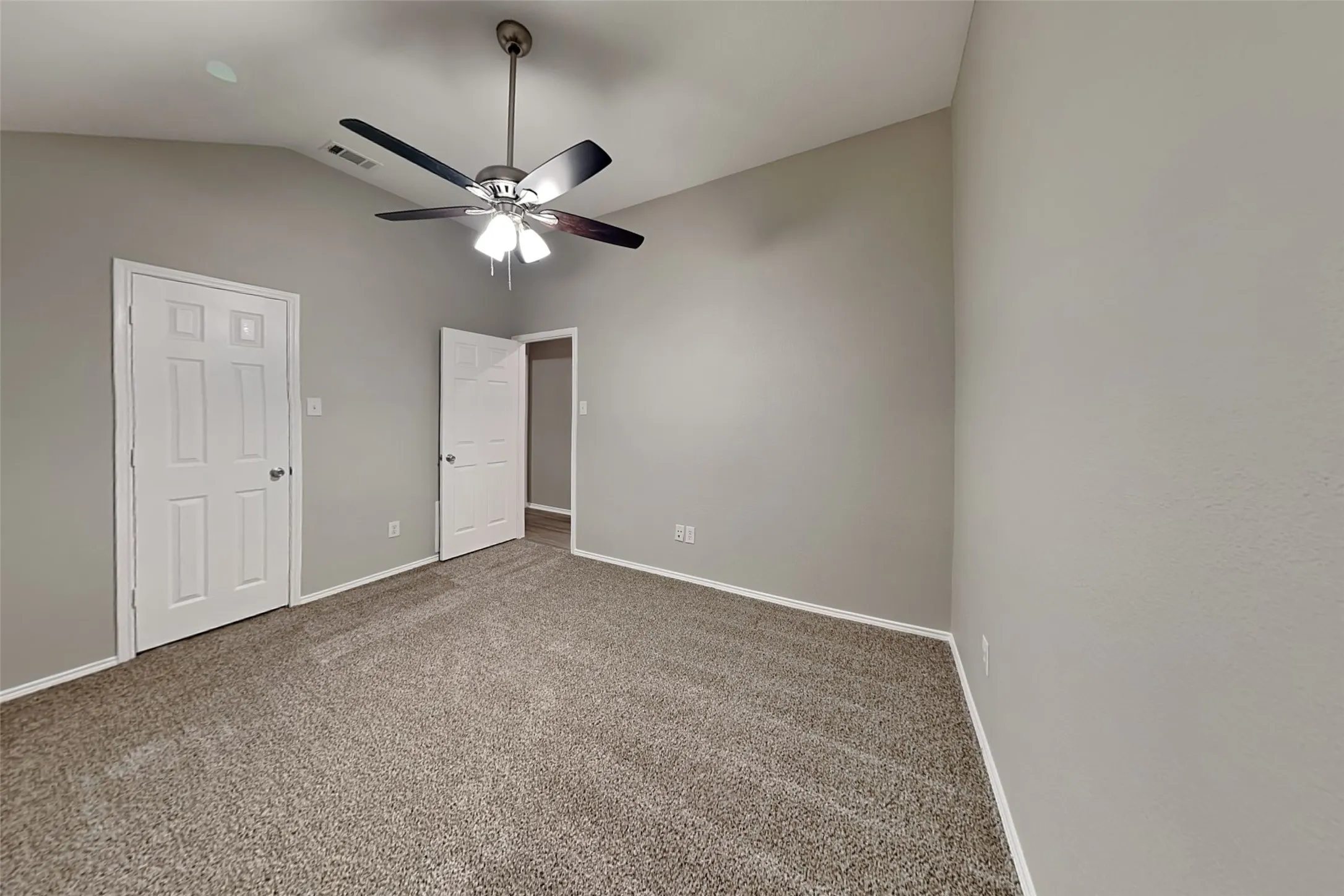 Single Family Residence For Rent in Rockwall County , 426 Fireberry Drive, Fate, Texas 75087, 3 Bedroom, 2 Bathroom, 2 Garage spaces, 1,778 Sqft, built in 2005, mls#21411885, Real Estate Agent in Fate, Homes For Rent in Rockwall county, Homes For Rent in Fate, Realtor in Fate Texas, Real Estate Brokerage Independent Realty Texas, Luminita Cordes Realtor