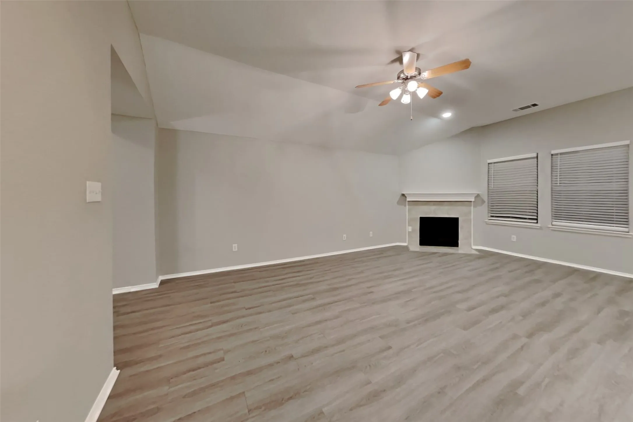 Single Family Residence For Rent in Rockwall County , 426 Fireberry Drive, Fate, Texas 75087, 3 Bedroom, 2 Bathroom, 2 Garage spaces, 1,778 Sqft, built in 2005, mls#21411885, Real Estate Agent in Fate, Homes For Rent in Rockwall county, Homes For Rent in Fate, Realtor in Fate Texas, Real Estate Brokerage Independent Realty Texas, Luminita Cordes Realtor