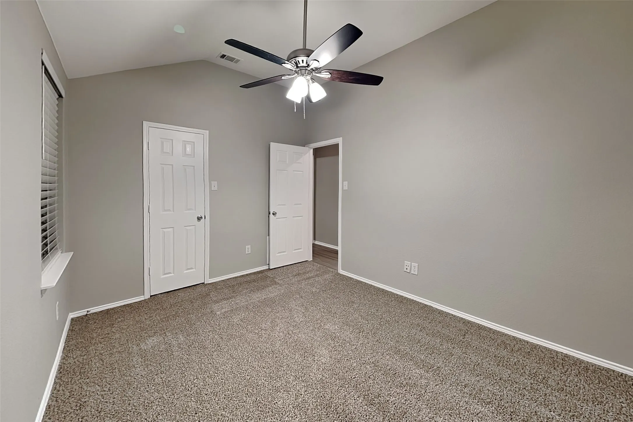 Single Family Residence For Rent in Rockwall County , 426 Fireberry Drive, Fate, Texas 75087, 3 Bedroom, 2 Bathroom, 2 Garage spaces, 1,778 Sqft, built in 2005, mls#21411885, Real Estate Agent in Fate, Homes For Rent in Rockwall county, Homes For Rent in Fate, Realtor in Fate Texas, Real Estate Brokerage Independent Realty Texas, Luminita Cordes Realtor