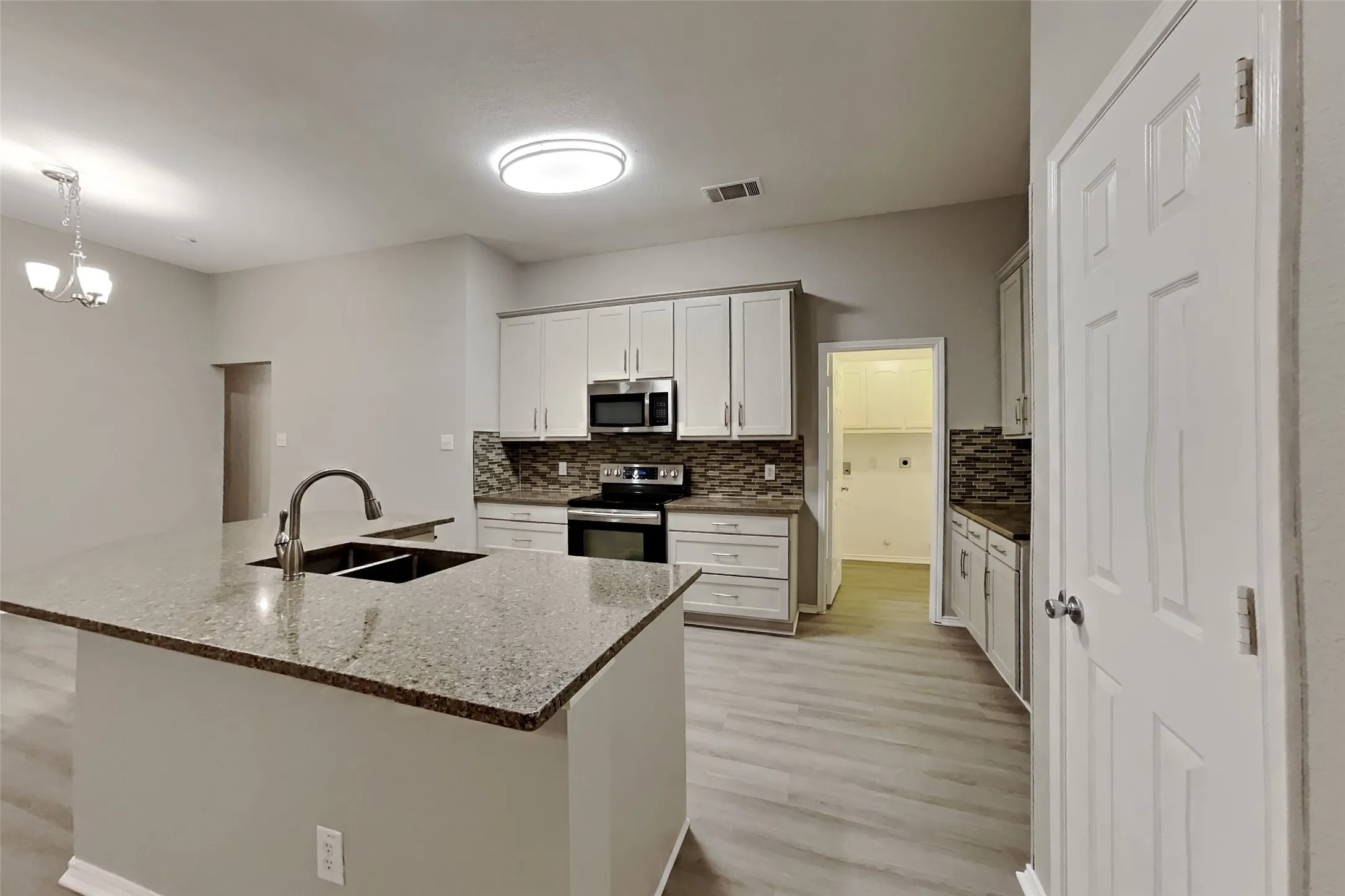Single Family Residence For Rent in Rockwall County , 426 Fireberry Drive, Fate, Texas 75087, 3 Bedroom, 2 Bathroom, 2 Garage spaces, 1,778 Sqft, built in 2005, mls#21411885, Real Estate Agent in Fate, Homes For Rent in Rockwall county, Homes For Rent in Fate, Realtor in Fate Texas, Real Estate Brokerage Independent Realty Texas, Luminita Cordes Realtor