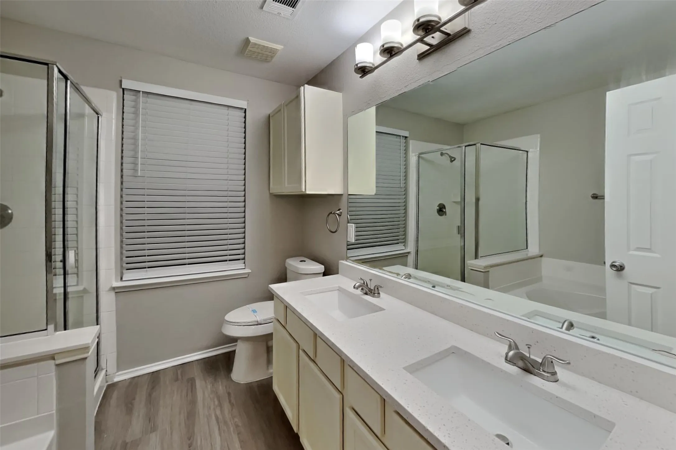 Single Family Residence For Rent in Rockwall County , 426 Fireberry Drive, Fate, Texas 75087, 3 Bedroom, 2 Bathroom, 2 Garage spaces, 1,778 Sqft, built in 2005, mls#21411885, Real Estate Agent in Fate, Homes For Rent in Rockwall county, Homes For Rent in Fate, Realtor in Fate Texas, Real Estate Brokerage Independent Realty Texas, Luminita Cordes Realtor