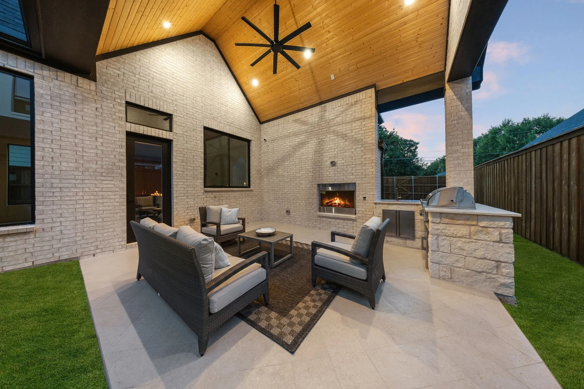 Single Family Residence For Sale in Dallas County , 6475 Trammel Drive, Dallas, Texas 75214, 4 Bedroom, 5 Bathroom, 3 Garage spaces, 4,362 Sqft, built in 2026, mls#21411907, Real Estate Agent in Dallas, Homes For Sale in Dallas county, Homes For Sale in Dallas, Realtor in Dallas Texas, Real Estate Brokerage Independent Realty Texas, Luminita Cordes Realtor