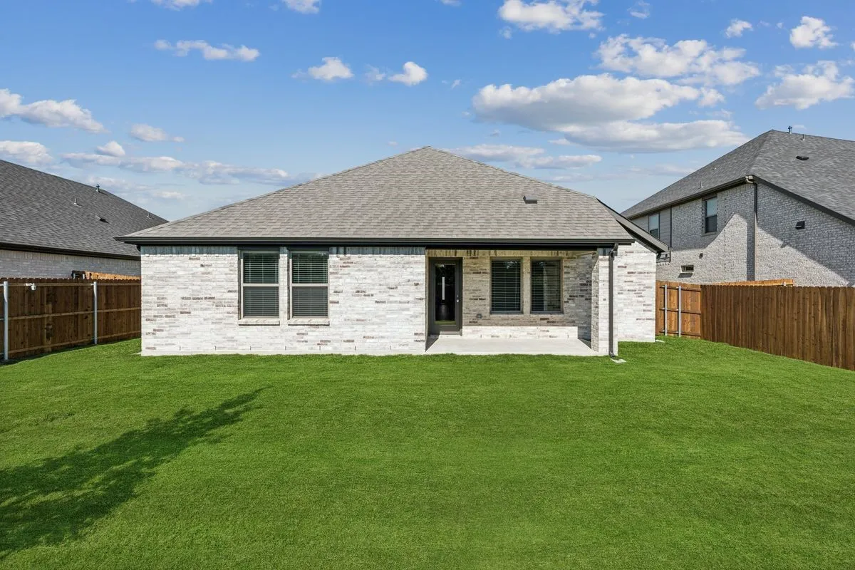 Covered Patio in the Oscar home plan – REPRESENTATIVE PHOTO