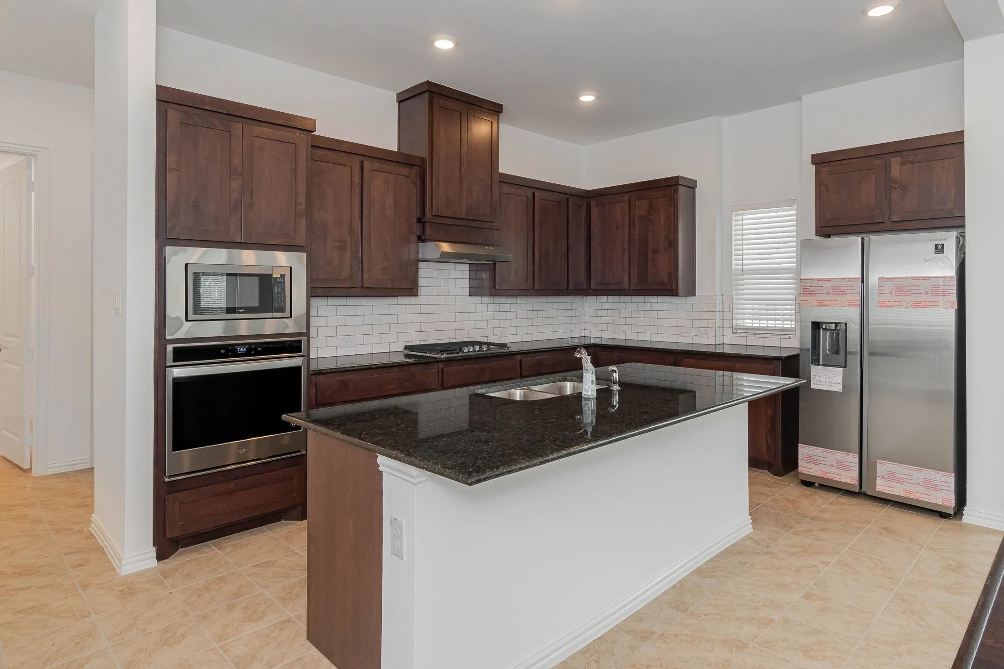 Single Family Residence For Rent in Collin County , 8705 Barnbougle Dunes Drive, Mc Kinney, Texas 75070, 4 Bedroom, 4 Bathroom, 2 Garage spaces, 3,300 Sqft, built in 2021, mls#21411919, Real Estate Agent in Mc Kinney, Homes For Rent in Collin county, Homes For Rent in Mc Kinney, Realtor in Mc Kinney Texas, Real Estate Brokerage Independent Realty Texas, Luminita Cordes Realtor