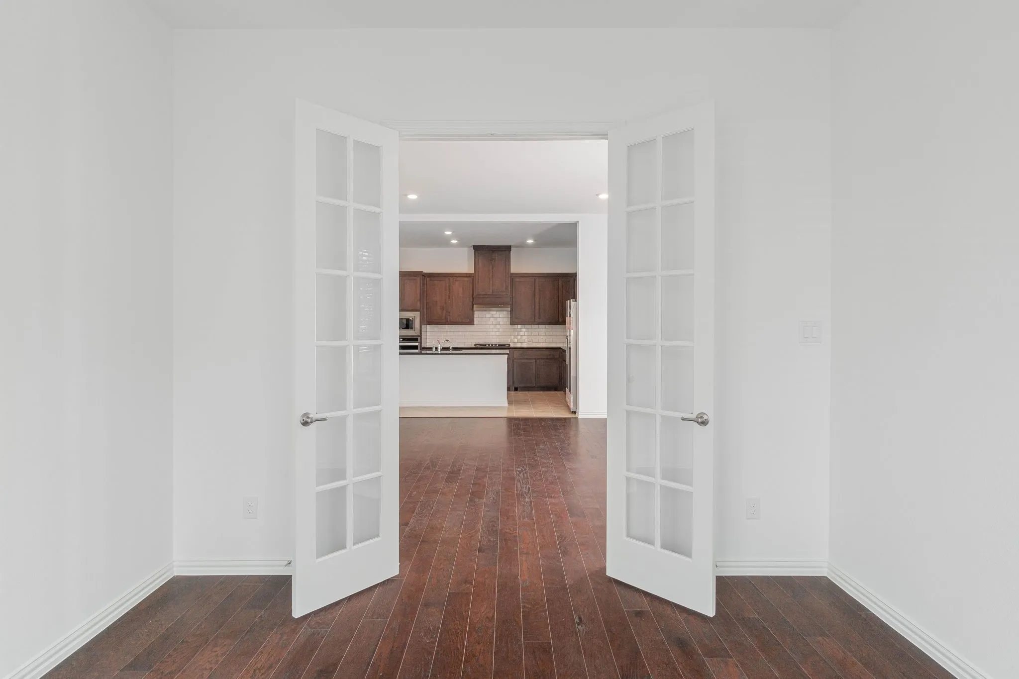 Single Family Residence For Rent in Collin County , 8705 Barnbougle Dunes Drive, Mc Kinney, Texas 75070, 4 Bedroom, 4 Bathroom, 2 Garage spaces, 3,300 Sqft, built in 2021, mls#21411919, Real Estate Agent in Mc Kinney, Homes For Rent in Collin county, Homes For Rent in Mc Kinney, Realtor in Mc Kinney Texas, Real Estate Brokerage Independent Realty Texas, Luminita Cordes Realtor