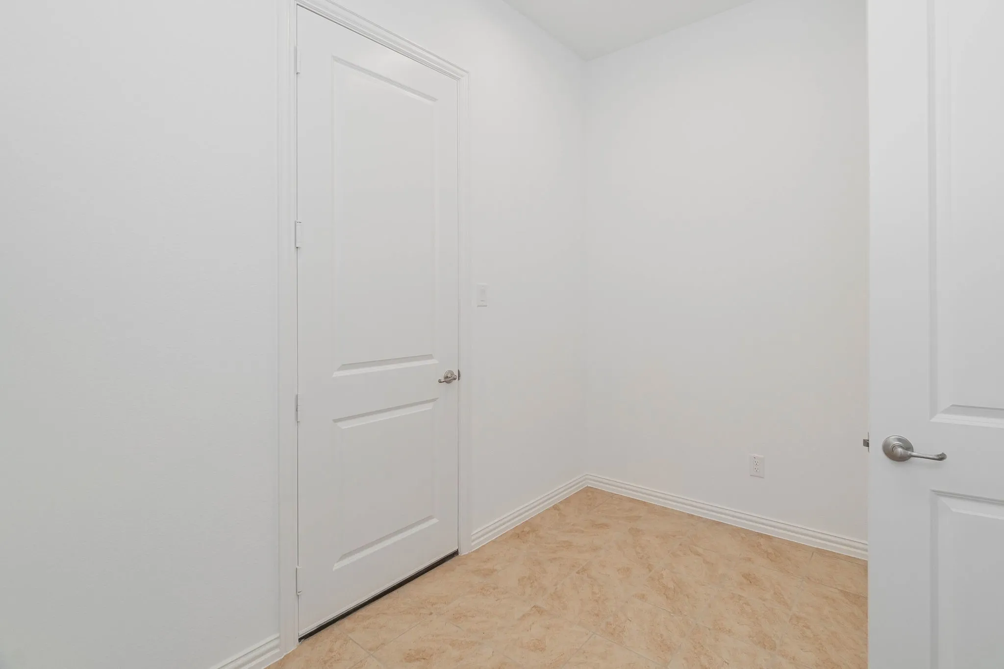 Single Family Residence For Rent in Collin County , 8705 Barnbougle Dunes Drive, Mc Kinney, Texas 75070, 4 Bedroom, 4 Bathroom, 2 Garage spaces, 3,300 Sqft, built in 2021, mls#21411919, Real Estate Agent in Mc Kinney, Homes For Rent in Collin county, Homes For Rent in Mc Kinney, Realtor in Mc Kinney Texas, Real Estate Brokerage Independent Realty Texas, Luminita Cordes Realtor