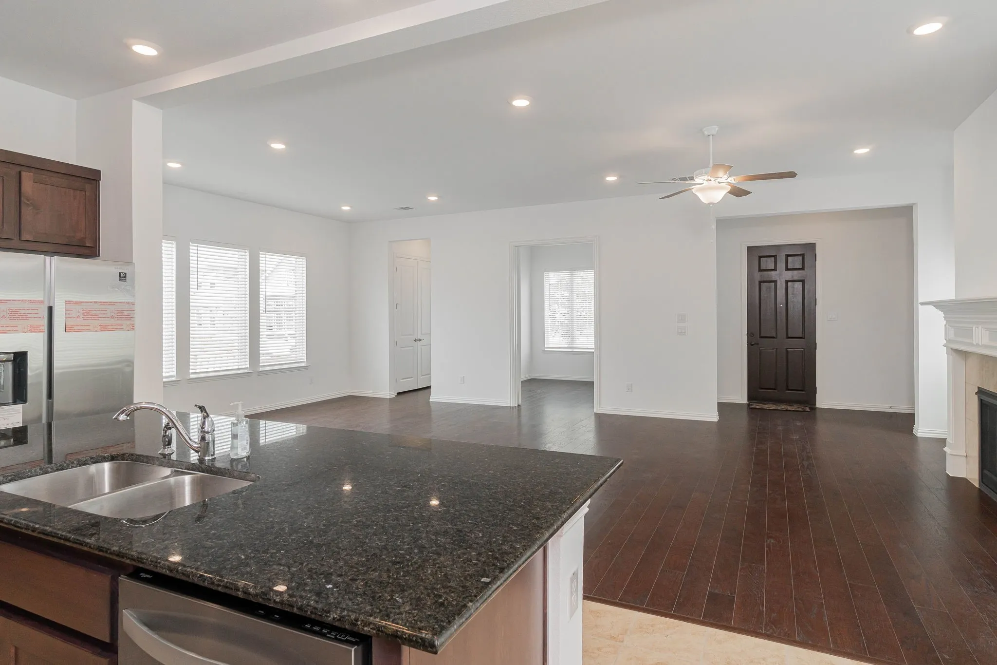 Single Family Residence For Rent in Collin County , 8705 Barnbougle Dunes Drive, Mc Kinney, Texas 75070, 4 Bedroom, 4 Bathroom, 2 Garage spaces, 3,300 Sqft, built in 2021, mls#21411919, Real Estate Agent in Mc Kinney, Homes For Rent in Collin county, Homes For Rent in Mc Kinney, Realtor in Mc Kinney Texas, Real Estate Brokerage Independent Realty Texas, Luminita Cordes Realtor