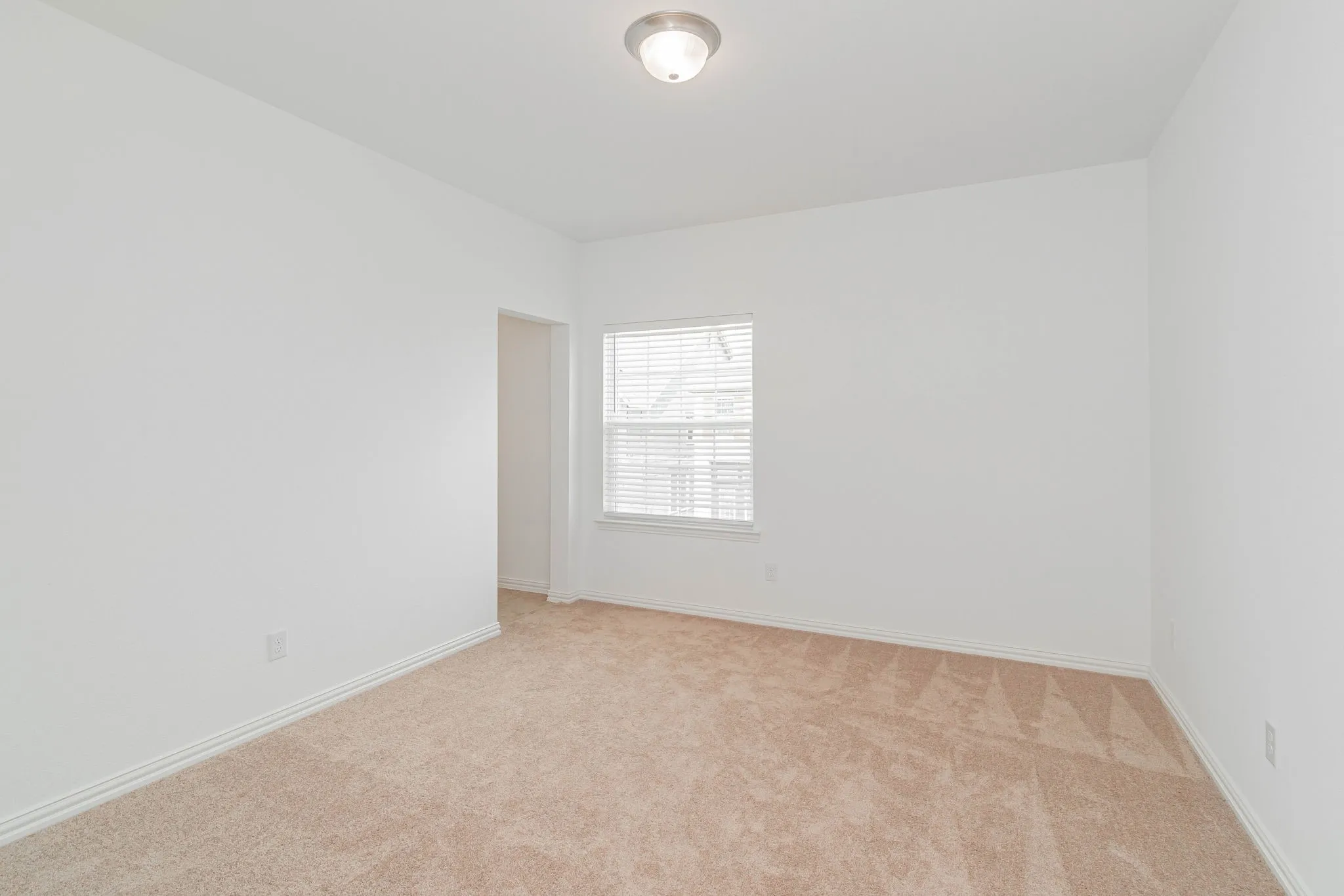 Single Family Residence For Rent in Collin County , 8705 Barnbougle Dunes Drive, Mc Kinney, Texas 75070, 4 Bedroom, 4 Bathroom, 2 Garage spaces, 3,300 Sqft, built in 2021, mls#21411919, Real Estate Agent in Mc Kinney, Homes For Rent in Collin county, Homes For Rent in Mc Kinney, Realtor in Mc Kinney Texas, Real Estate Brokerage Independent Realty Texas, Luminita Cordes Realtor