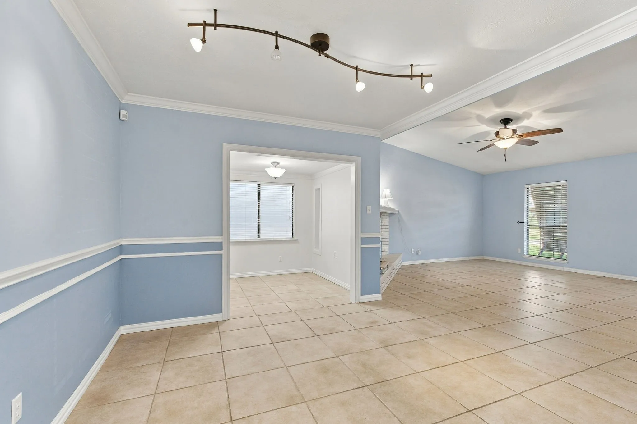 Single Family Residence For Sale in Collin County , 956 Lockhart Drive, Plano, Texas 75023, 3 Bedroom, 2 Bathroom, 2 Garage spaces, 1,521 Sqft, built in 1981, mls#21405967, Real Estate Agent in Plano, Homes For Sale in Collin county, Homes For Sale in Plano, Realtor in Plano Texas, Real Estate Brokerage Independent Realty Texas, Luminita Cordes Realtor