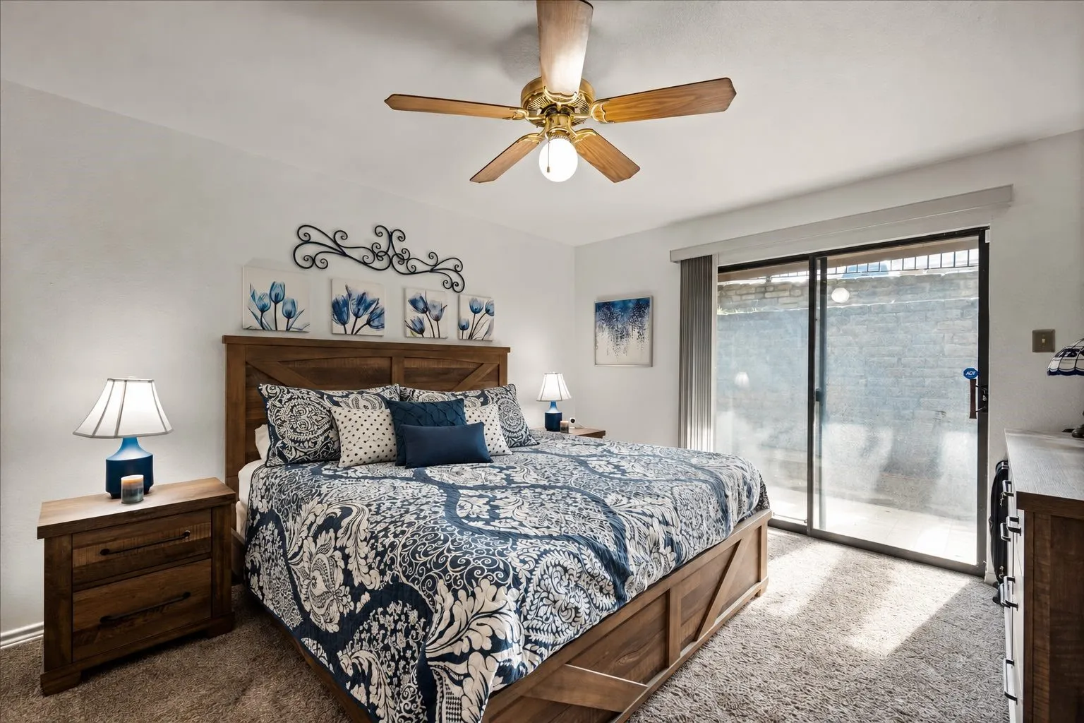 Condominium For Sale in Rockwall County , 1535 Signal Ridge Place, Rockwall, Texas 75032, 2 Bedroom, 2 Bathroom, Garage spaces, 1,149 Sqft, built in 1985, mls#21410936, Real Estate Agent in Rockwall, Homes For Sale in Rockwall county, Homes For Sale in Rockwall, Realtor in Rockwall Texas, Real Estate Brokerage Independent Realty Texas, Luminita Cordes Realtor