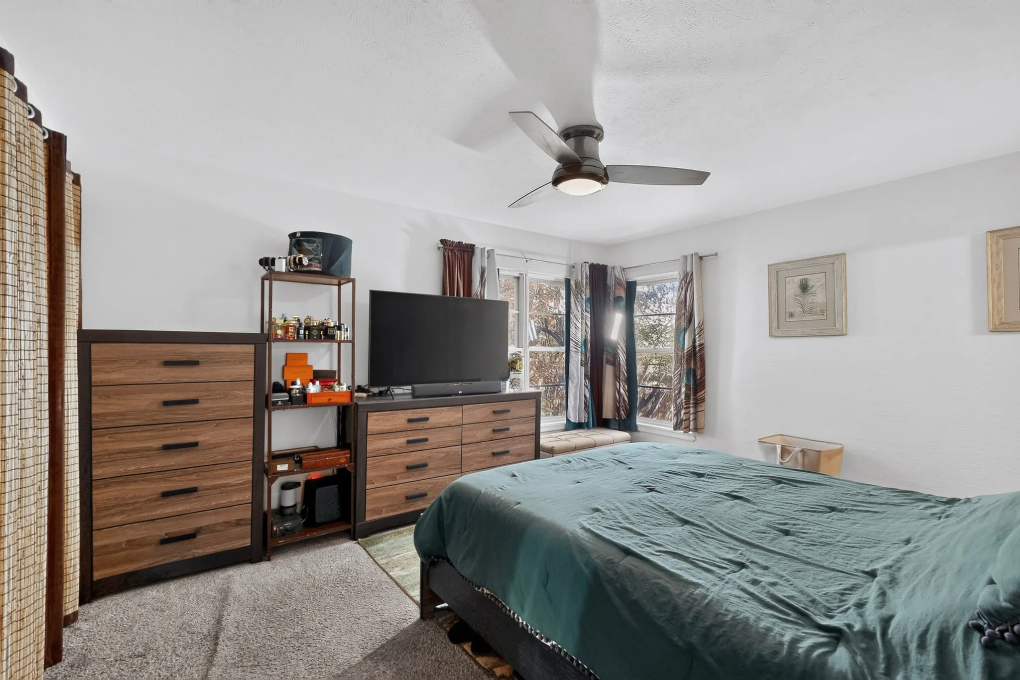 Single Family Residence For Sale in Tarrant County , 6905 Norma Street, Fort Worth, Texas 76112, 3 Bedroom, 2 Bathroom, 2 Garage spaces, 1,750 Sqft, built in 1955, mls#21411924, Real Estate Agent in Fort Worth, Homes For Sale in Tarrant county, Homes For Sale in Fort Worth, Realtor in Fort Worth Texas, Real Estate Brokerage Independent Realty Texas, Luminita Cordes Realtor