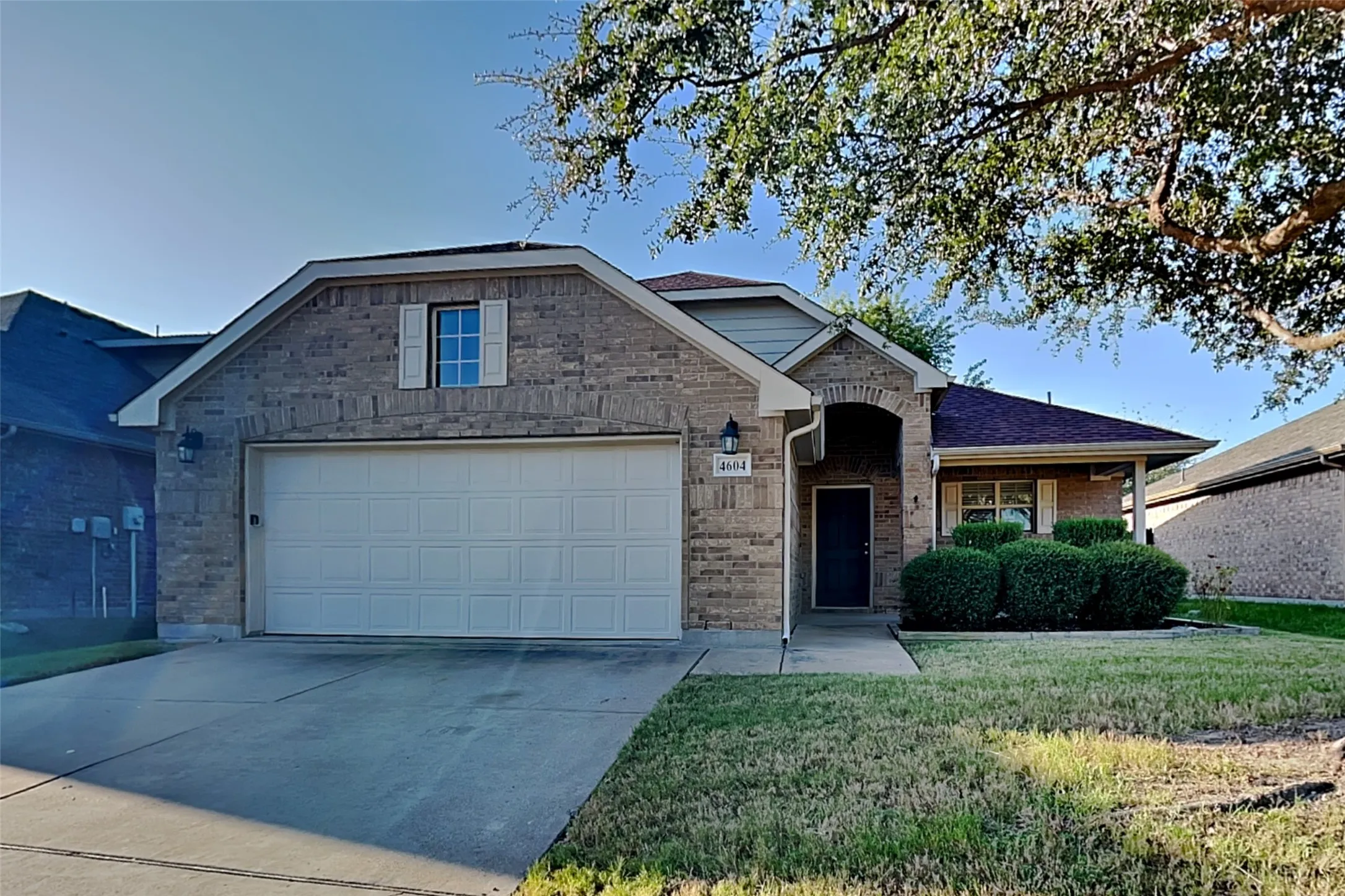 Single Family Residence For Rent
