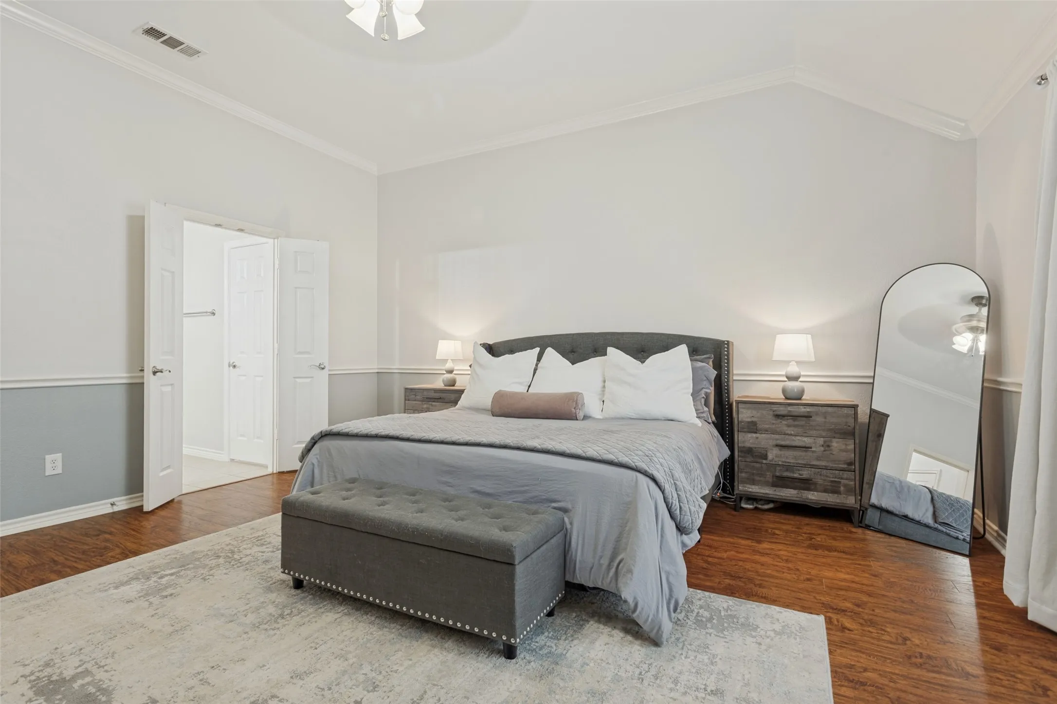 Single Family Residence For Sale in Dallas County , 2106 Hollow Way, Garland, Texas 75041, 4 Bedroom, 3 Bathroom, 2 Garage spaces, 2,477 Sqft, built in 2006, mls#21411925, Real Estate Agent in Garland, Homes For Sale in Dallas county, Homes For Sale in Garland, Realtor in Garland Texas, Real Estate Brokerage Independent Realty Texas, Luminita Cordes Realtor