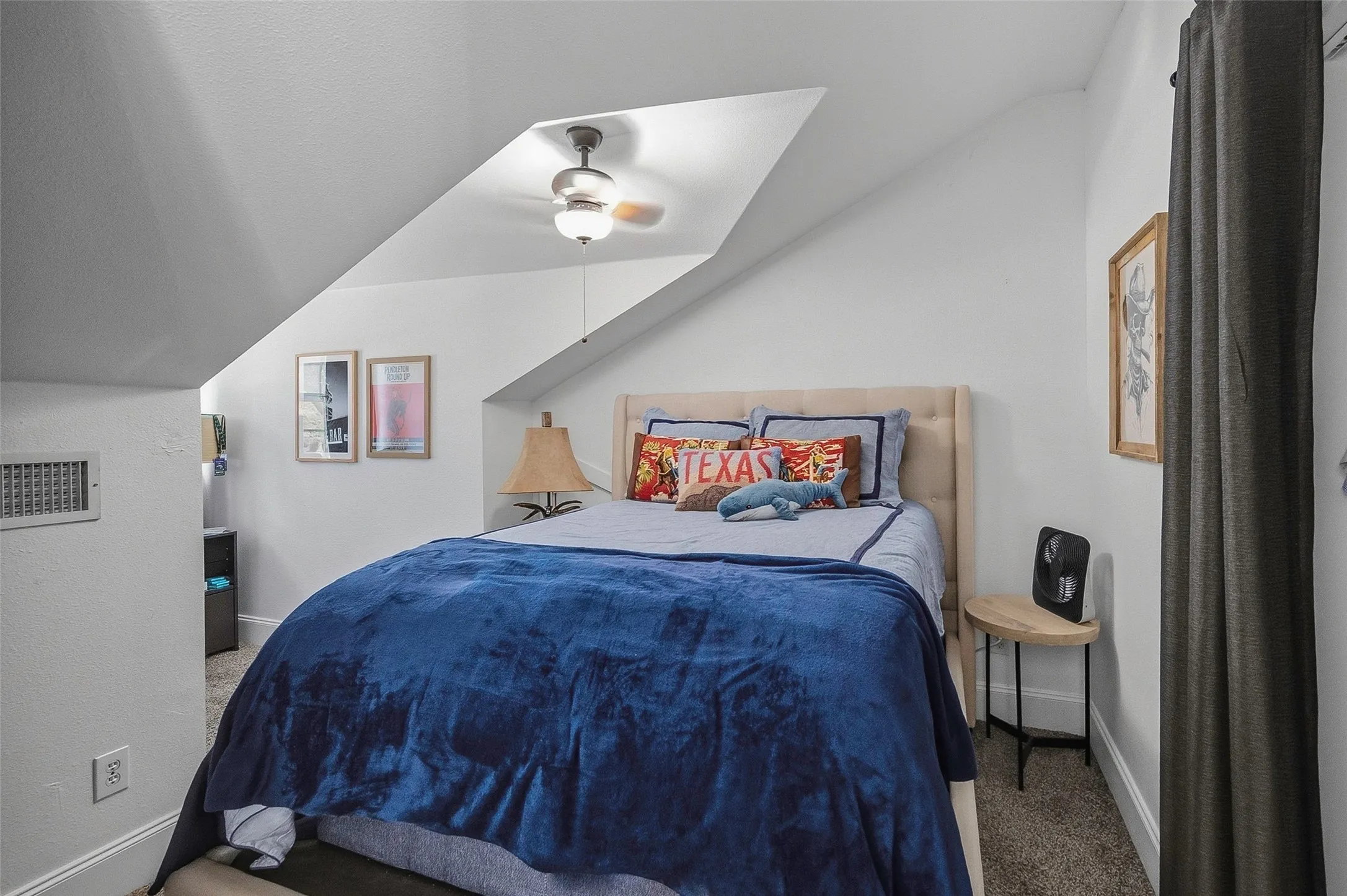Single Family Residence For Sale in Tarrant County , 3705 Brighton Road, Fort Worth, Texas 76109, 5 Bedroom, 3 Bathroom, 2 Garage spaces, 3,701 Sqft, built in 1952, mls#21411949, Real Estate Agent in Fort Worth, Homes For Sale in Tarrant county, Homes For Sale in Fort Worth, Realtor in Fort Worth Texas, Real Estate Brokerage Independent Realty Texas, Luminita Cordes Realtor