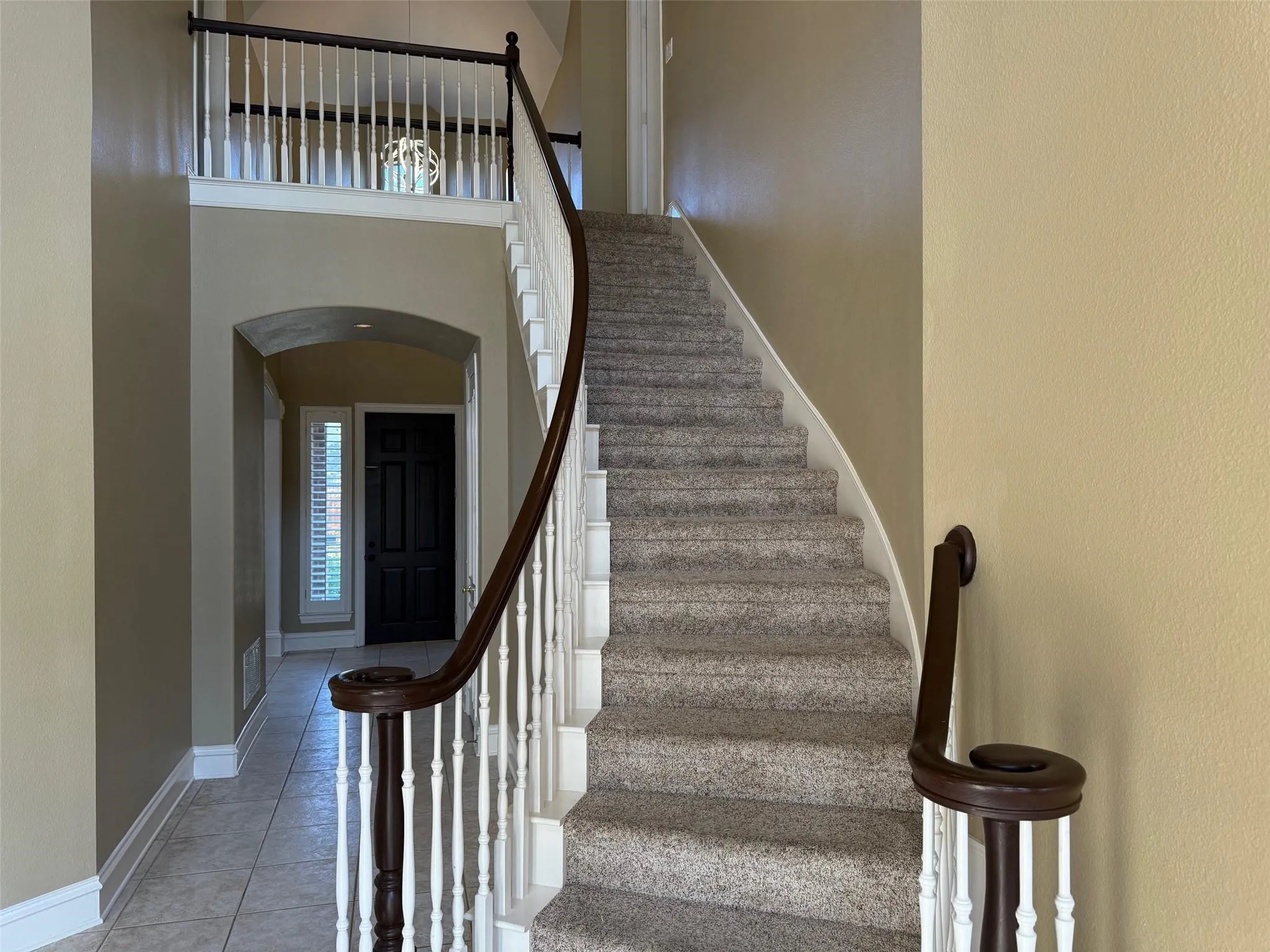 Single Family Residence For Rent in Collin County , 8421 Orchard Hill Drive, Plano, Texas 75025, 5 Bedroom, 5 Bathroom, 3 Garage spaces, 3,667 Sqft, built in 2000, mls#21410942, Real Estate Agent in Plano, Homes For Rent in Collin county, Homes For Rent in Plano, Realtor in Plano Texas, Real Estate Brokerage Independent Realty Texas, Luminita Cordes Realtor