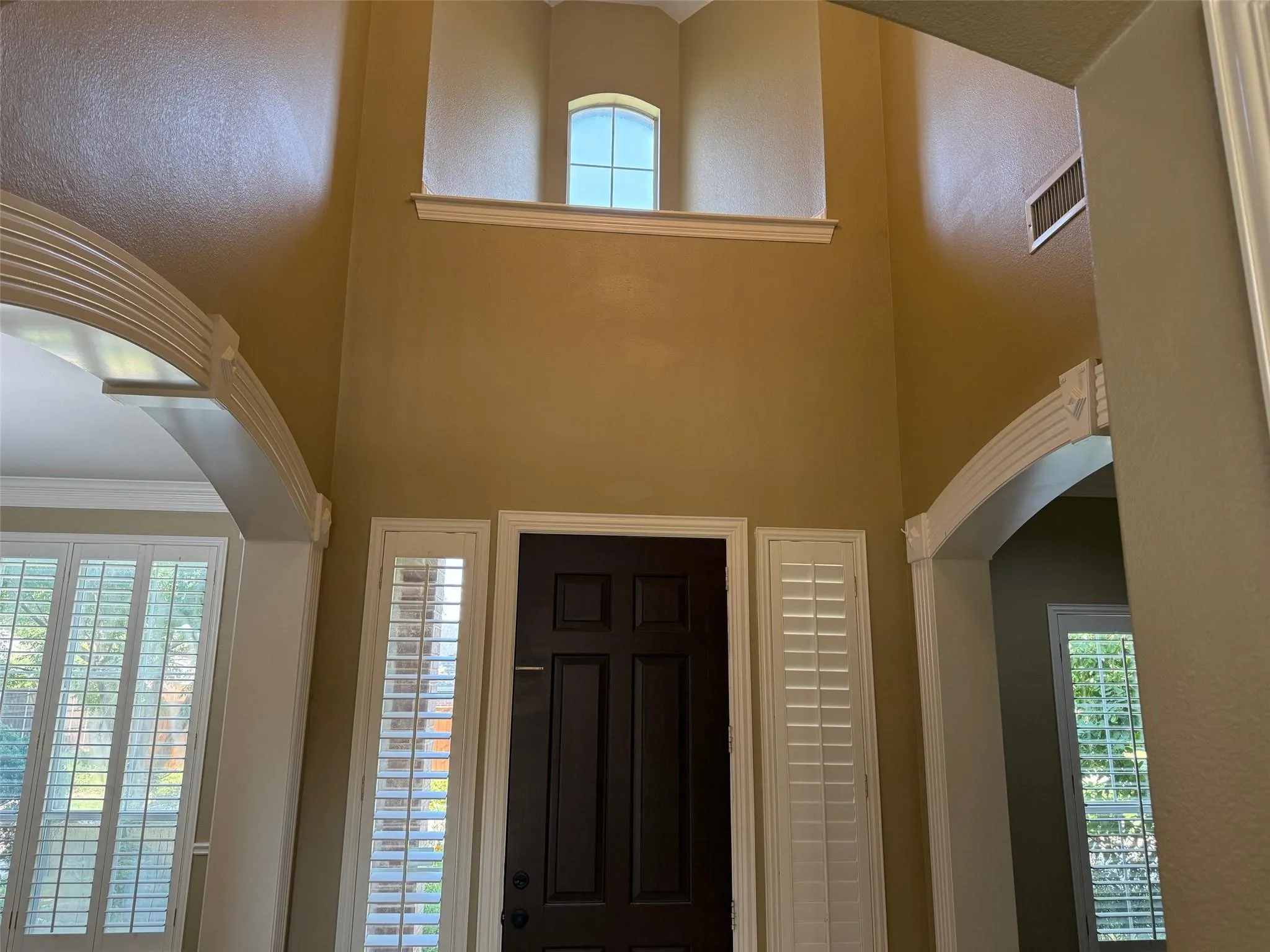 Single Family Residence For Rent in Collin County , 8421 Orchard Hill Drive, Plano, Texas 75025, 5 Bedroom, 5 Bathroom, 3 Garage spaces, 3,667 Sqft, built in 2000, mls#21410942, Real Estate Agent in Plano, Homes For Rent in Collin county, Homes For Rent in Plano, Realtor in Plano Texas, Real Estate Brokerage Independent Realty Texas, Luminita Cordes Realtor