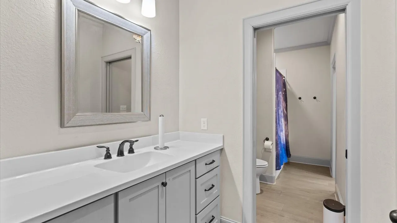 Single Family Residence For Sale in Smith County , 15631 Stallion Lake Boulevard, Lindale, Texas 75771, 4 Bedroom, 3 Bathroom, 2 Garage spaces, 3,489 Sqft, built in 2018, mls#21404541, Real Estate Agent in Lindale, Homes For Sale in Smith county, Homes For Sale in Lindale, Realtor in Lindale Texas, Real Estate Brokerage Independent Realty Texas, Luminita Cordes Realtor