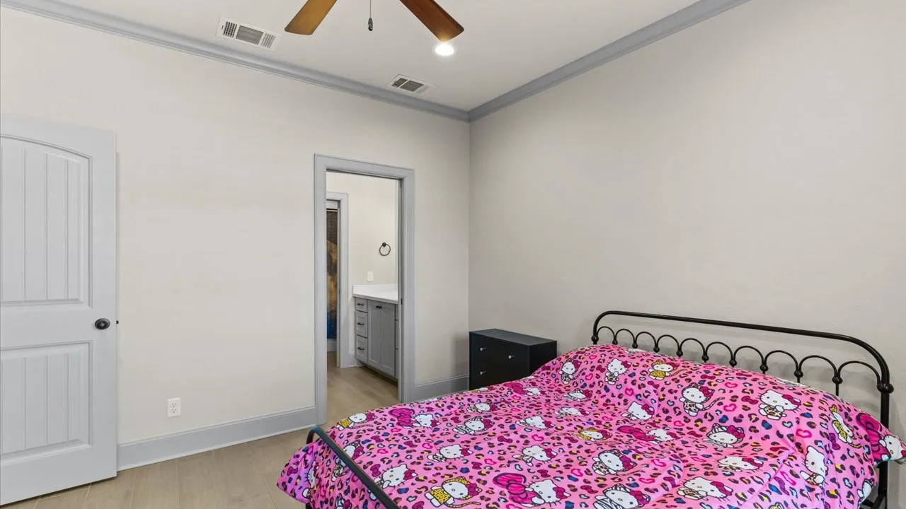 Single Family Residence For Sale in Smith County , 15631 Stallion Lake Boulevard, Lindale, Texas 75771, 4 Bedroom, 3 Bathroom, 2 Garage spaces, 3,489 Sqft, built in 2018, mls#21404541, Real Estate Agent in Lindale, Homes For Sale in Smith county, Homes For Sale in Lindale, Realtor in Lindale Texas, Real Estate Brokerage Independent Realty Texas, Luminita Cordes Realtor