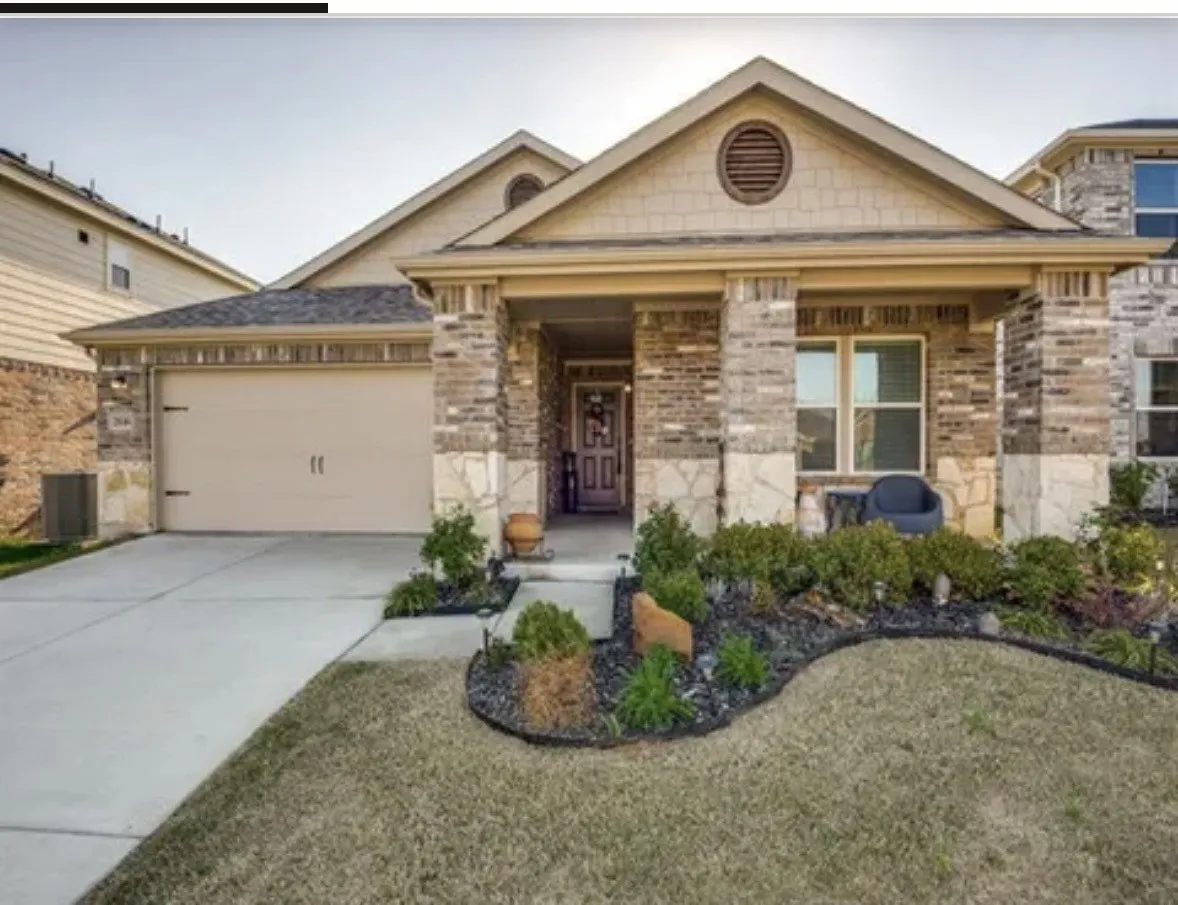 Single Family Residence For Rent