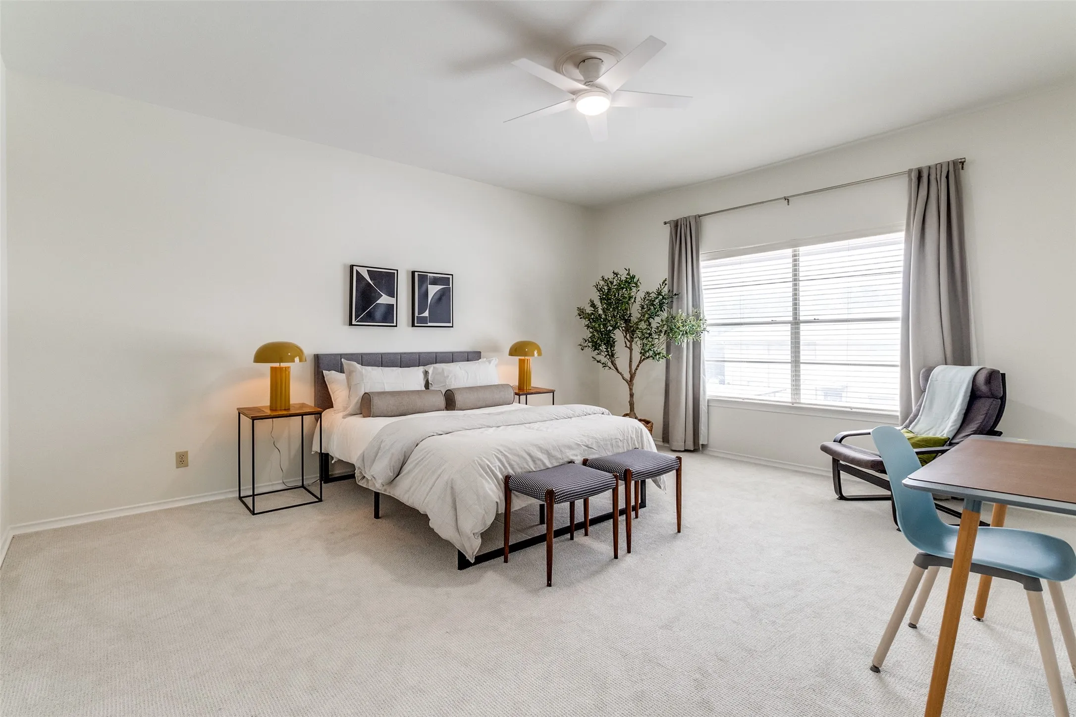 Condominium For Sale in Dallas County , 6328 Bandera Avenue C, Dallas, Texas 75225, 2 Bedroom, 2 Bathroom, Garage spaces, 1,908 Sqft, built in 1960, mls#21381642, Real Estate Agent in Dallas, Homes For Sale in Dallas county, Homes For Sale in Dallas, Realtor in Dallas Texas, Real Estate Brokerage Independent Realty Texas, Luminita Cordes Realtor