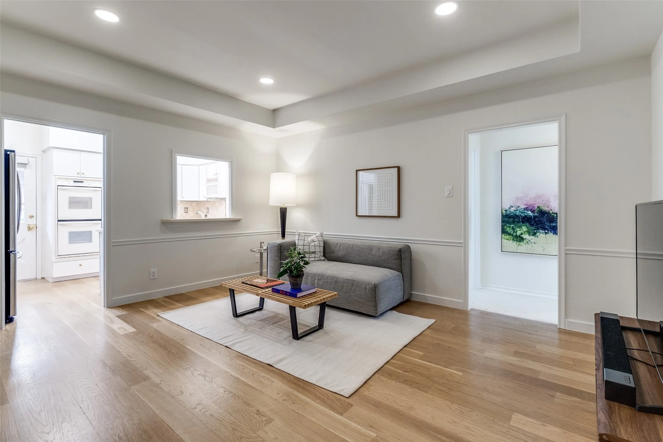Condominium For Sale in Dallas County , 6328 Bandera Avenue C, Dallas, Texas 75225, 2 Bedroom, 2 Bathroom, Garage spaces, 1,908 Sqft, built in 1960, mls#21381642, Real Estate Agent in Dallas, Homes For Sale in Dallas county, Homes For Sale in Dallas, Realtor in Dallas Texas, Real Estate Brokerage Independent Realty Texas, Luminita Cordes Realtor